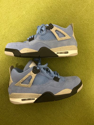Nike Air Jordan 4 "University Blue"