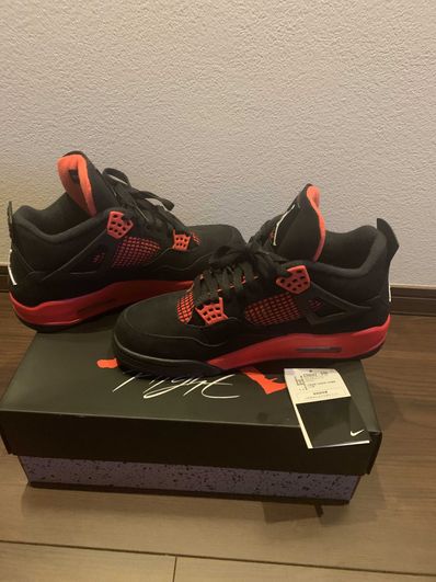 Nike Air Jordan 4 "Red Thunder/Crimson"