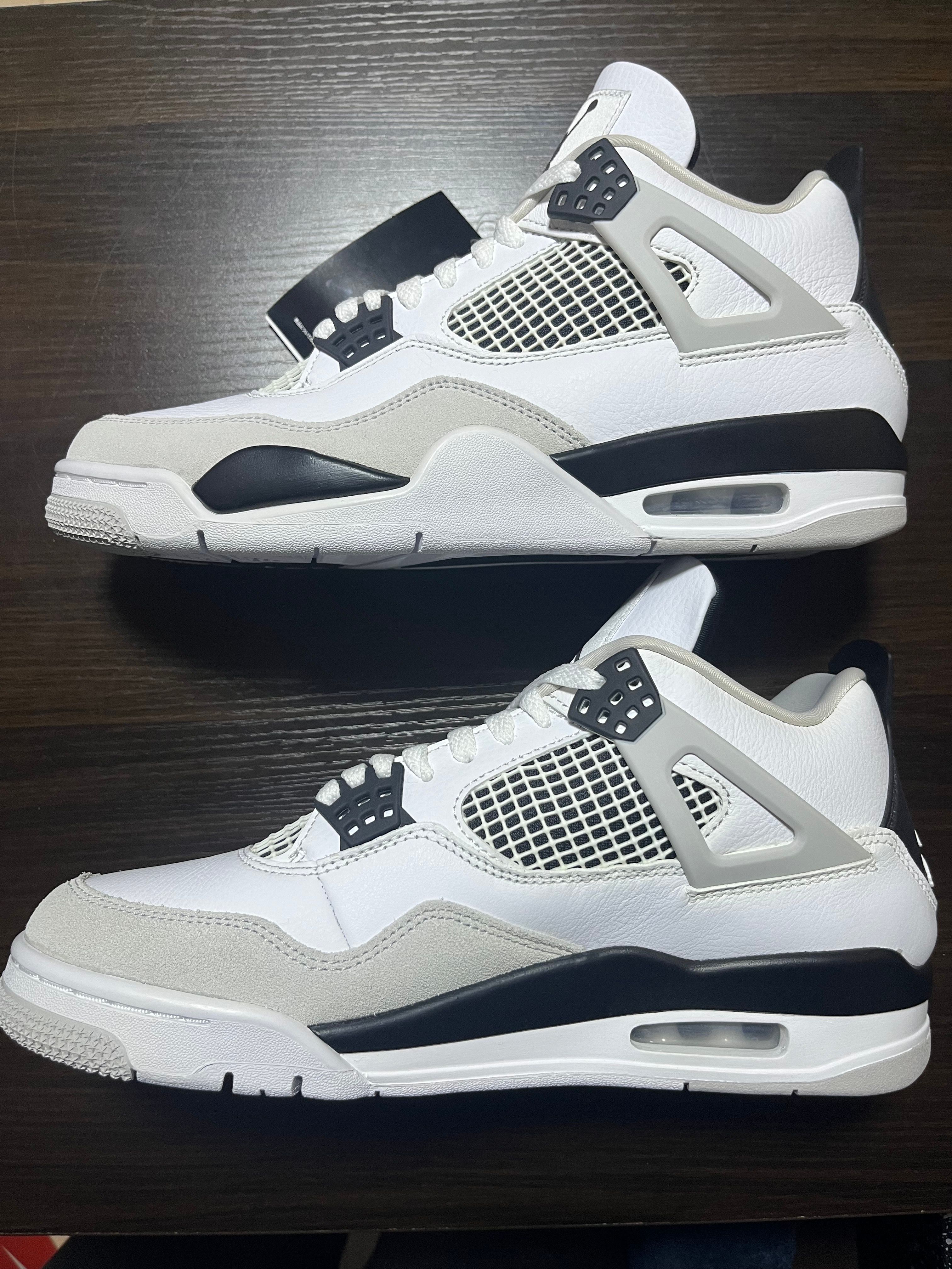 Nike Air Jordan 4 "Military Black"