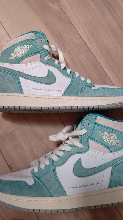 Nike Air Jordan 1 Retro High OG "Turbo Green"