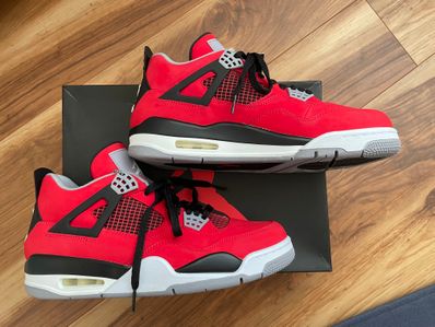 Nike Air Jordan 4 Retro "Toro Bravo"