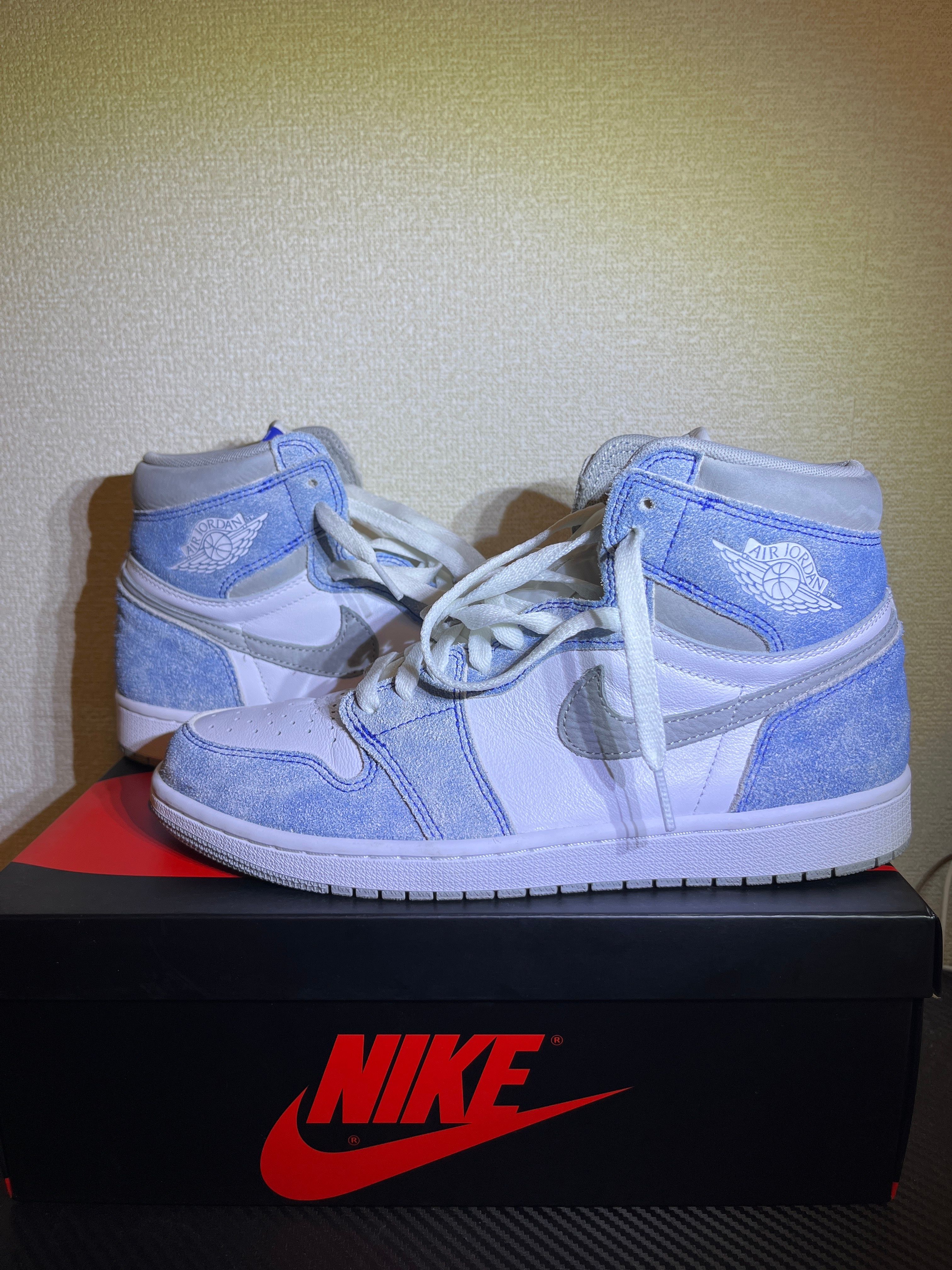 Nike Air Jordan 1 High OG "Hyper Royal"