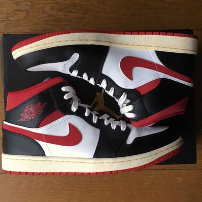 Nike Air Jordan 1 Mid "White/Gym Red Black"
