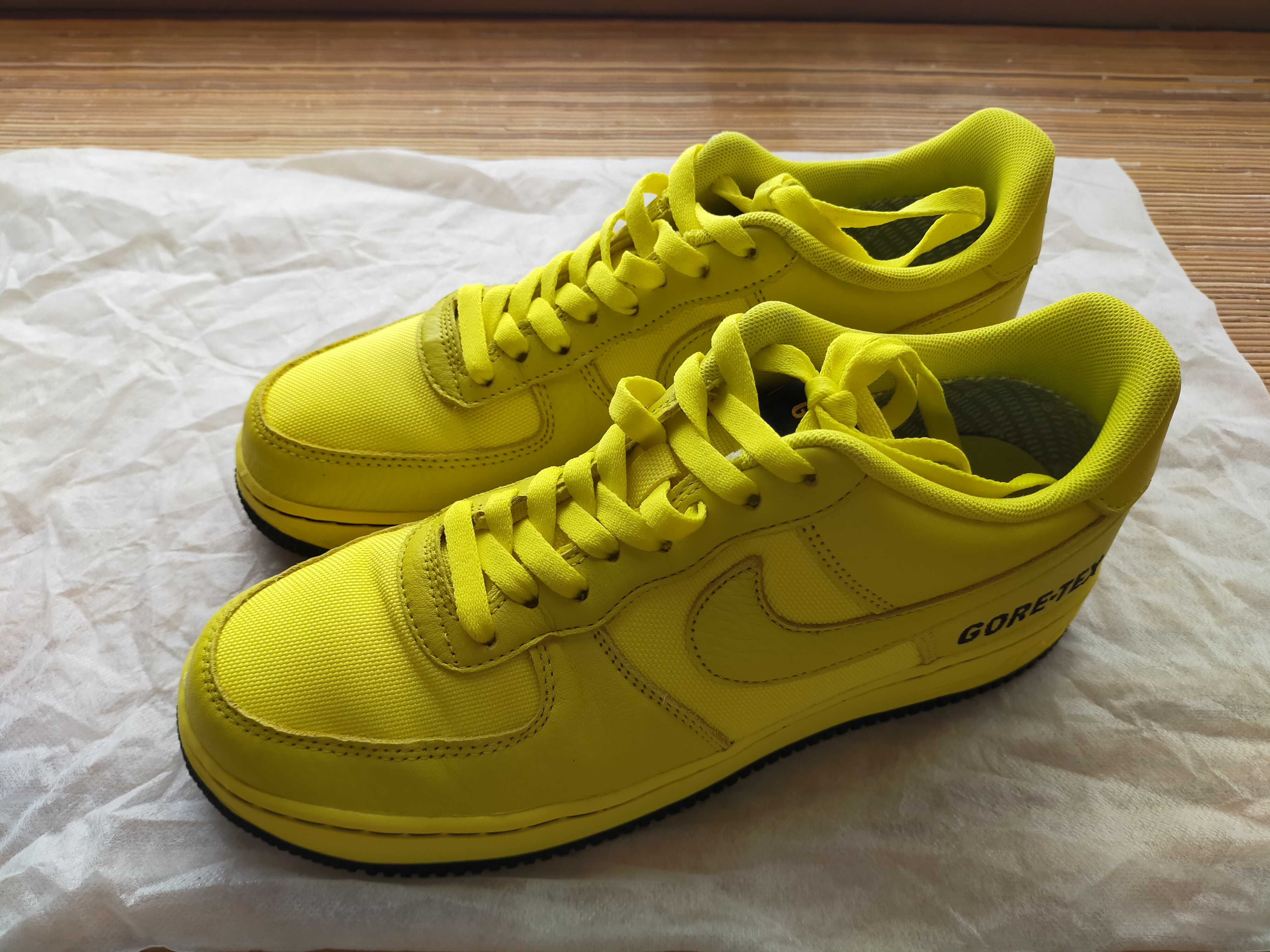Nike Air Force 1 Low Gore-Tex "Dynamic Yellow"