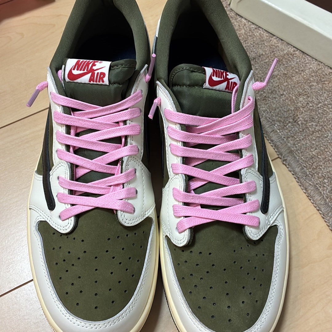 Travis Scott × Nike Air Jordan 1 Low OG SP "Reverse Olive"