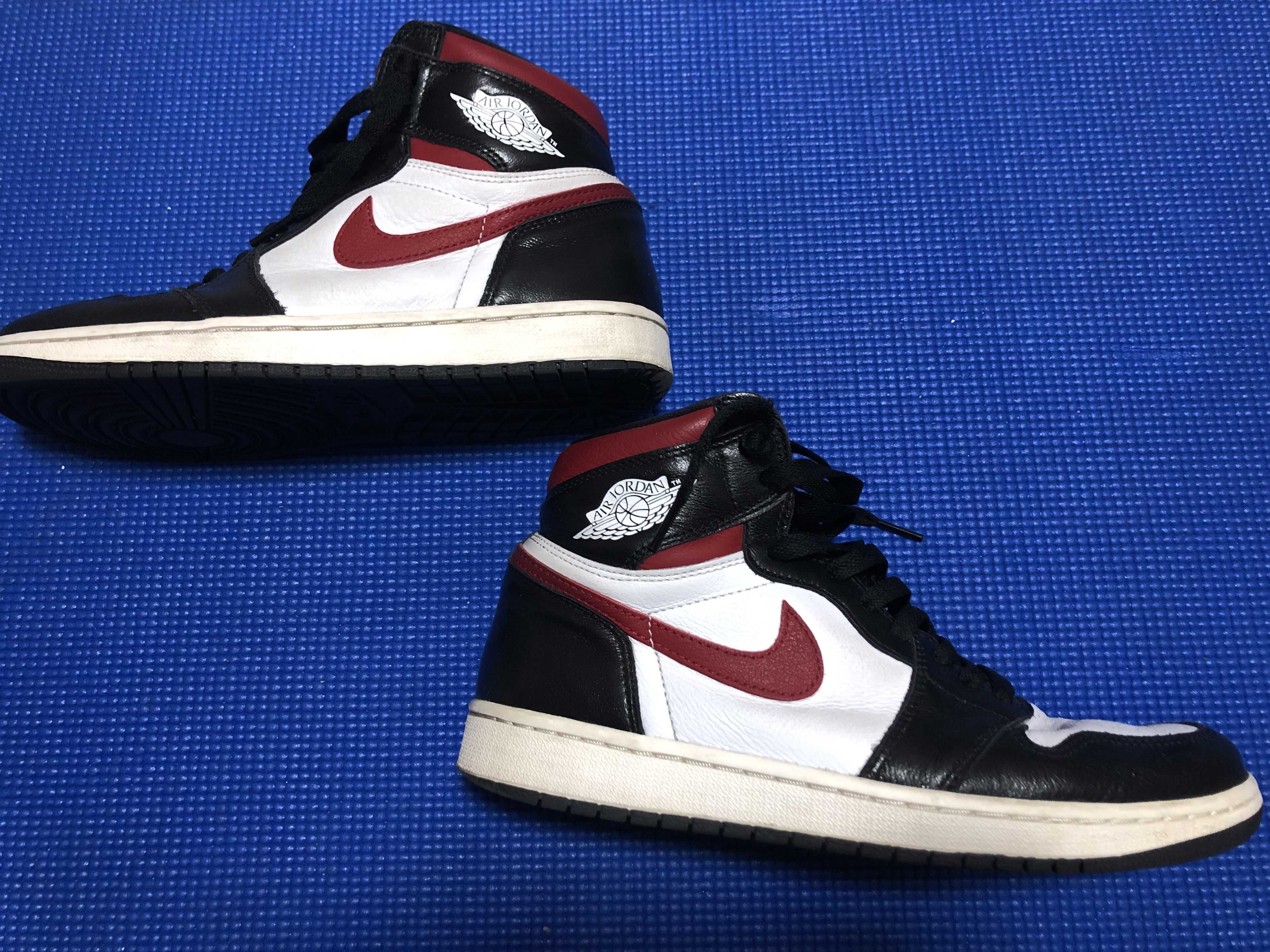 Nike Air Jordan 1 Retro High "Black/White/Sail/Gym Red"