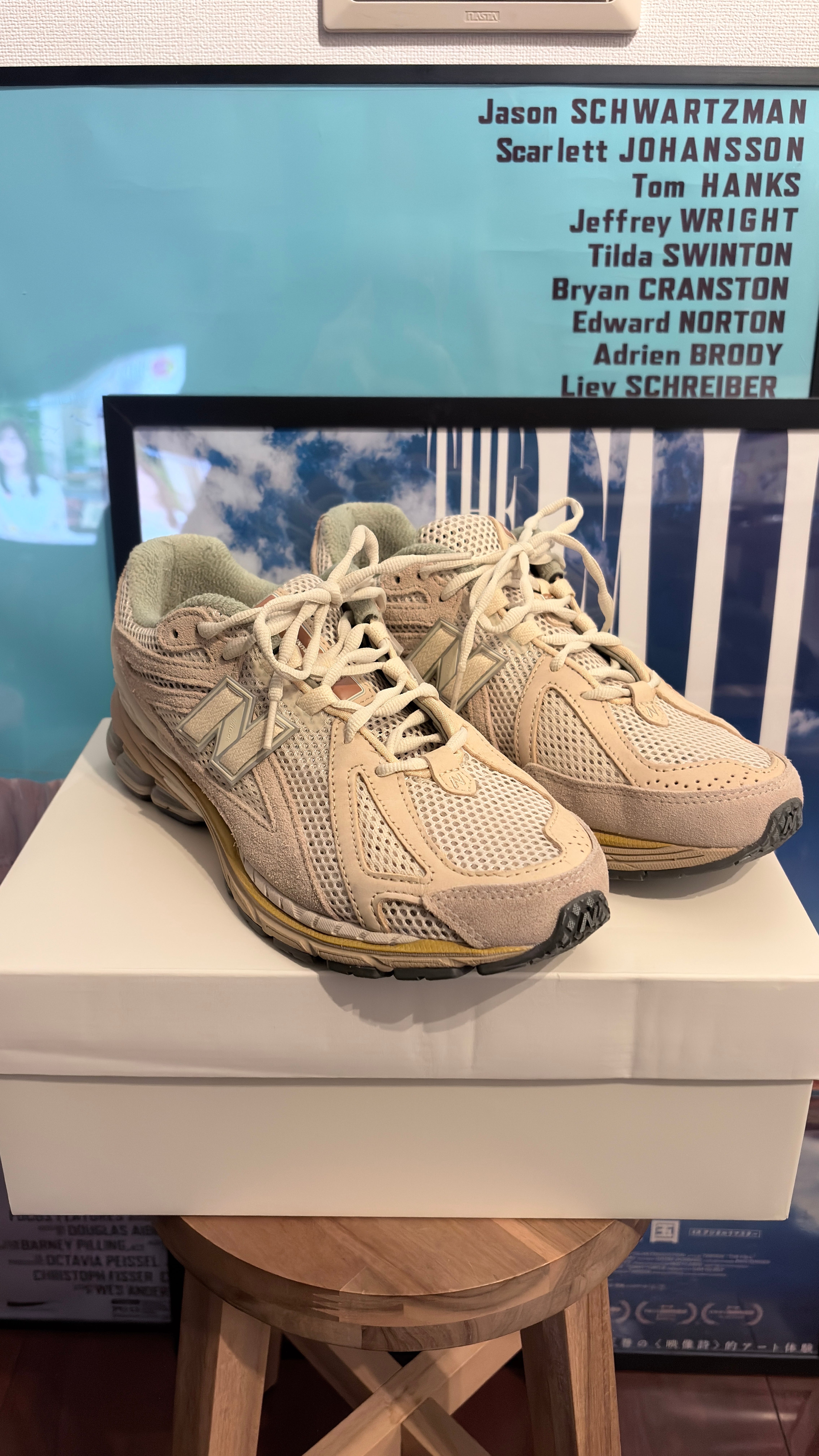 オーラリー × ニューバランス1906R "ベージュ"