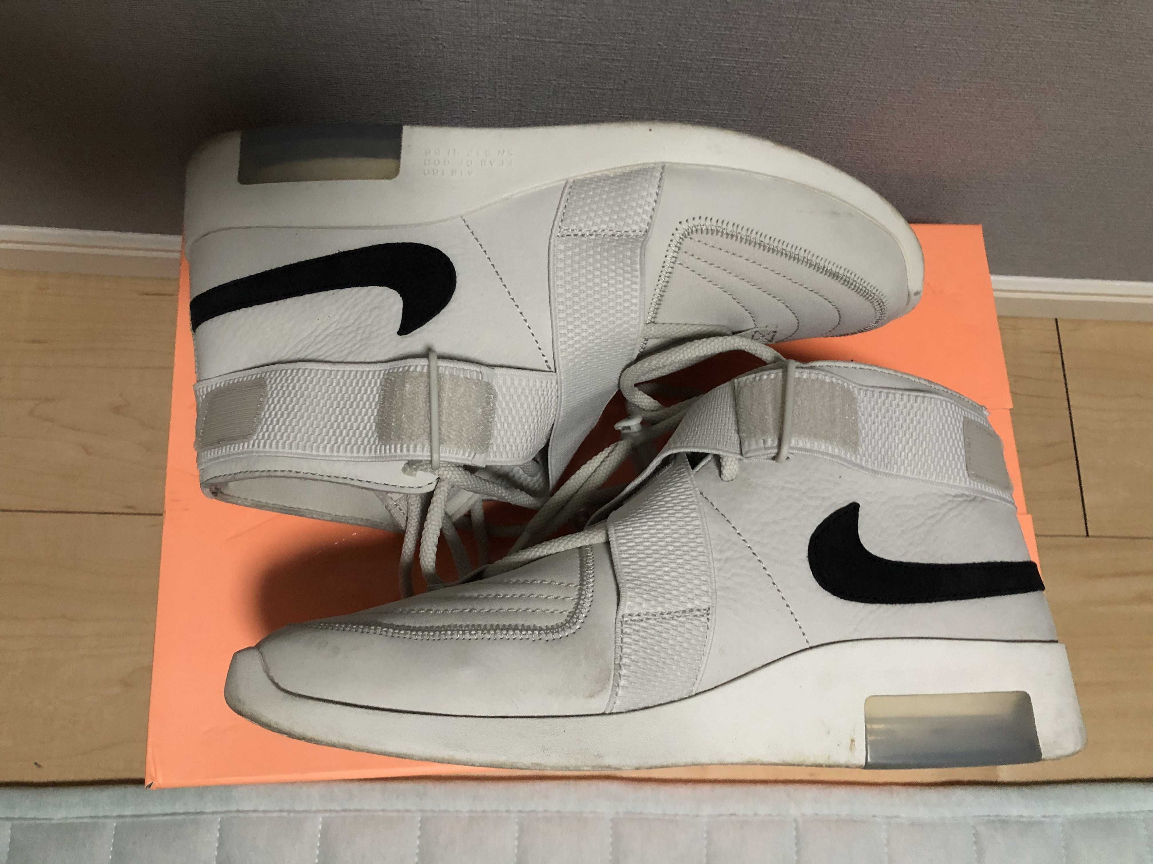 Fear Of God × Nike Air  Raid "Light Bone"