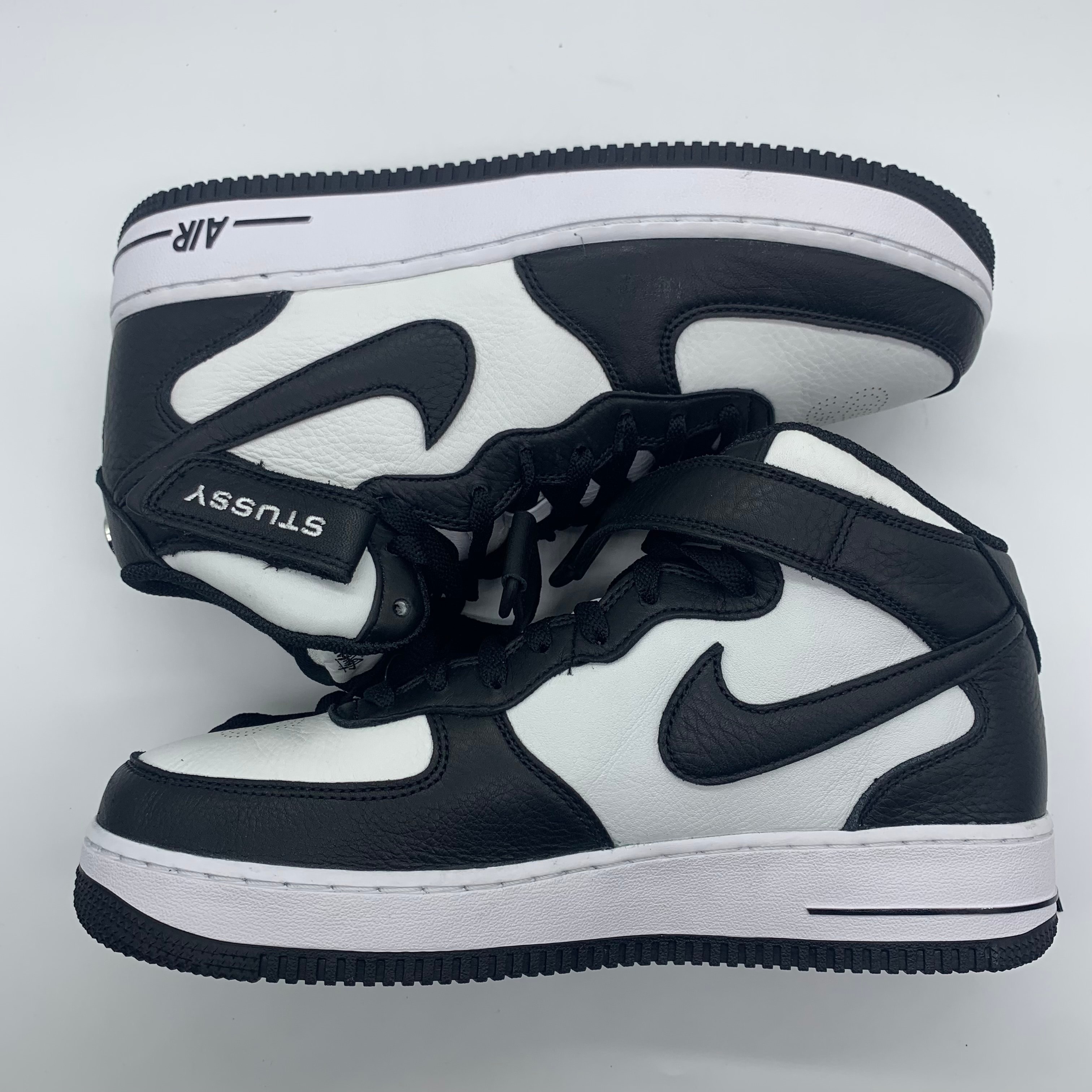 Stussy × Nike Air Force 1 Mid "Black and Light Bone"