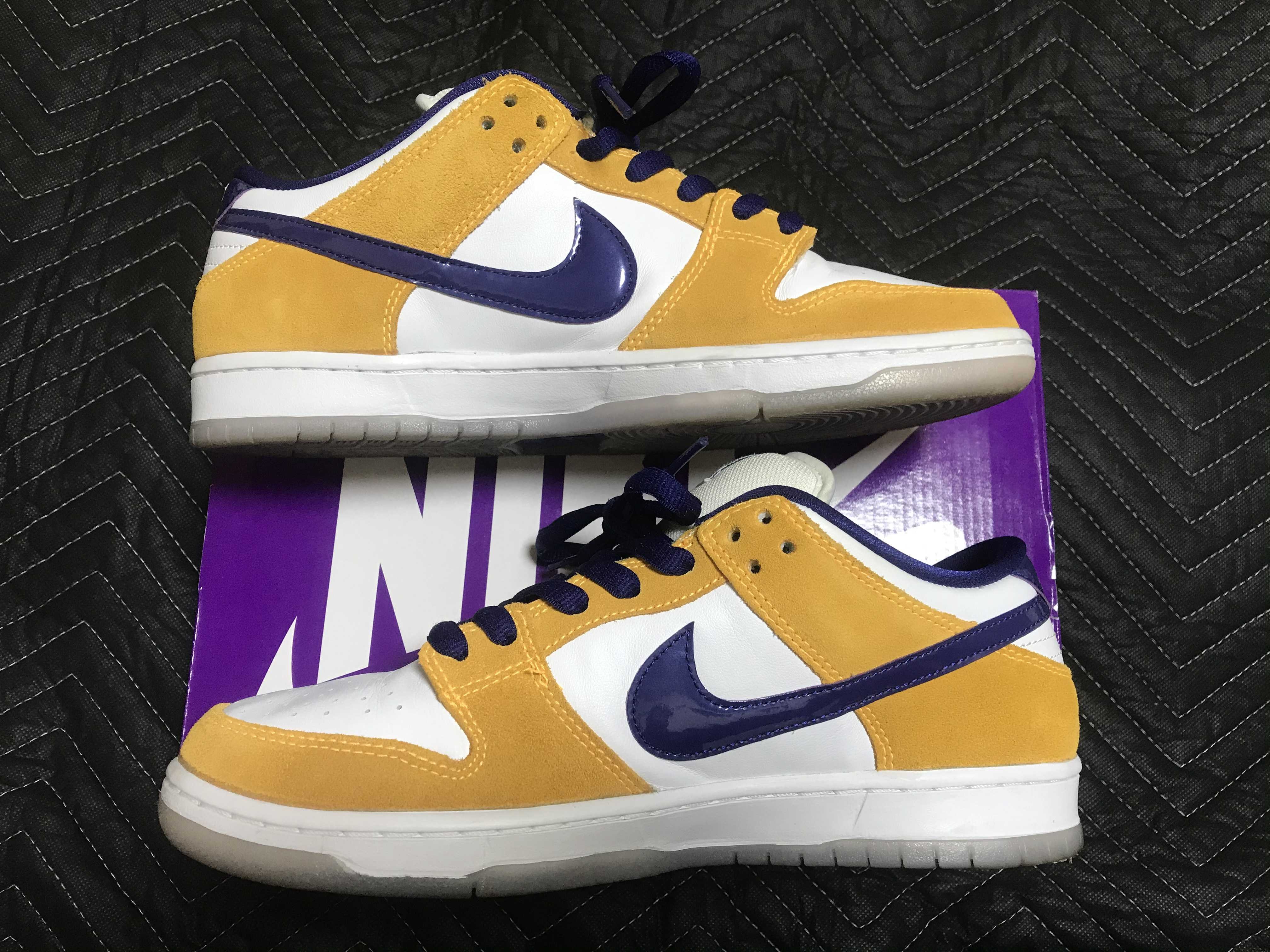 Nike SB Dunk Low "Laser Orange"