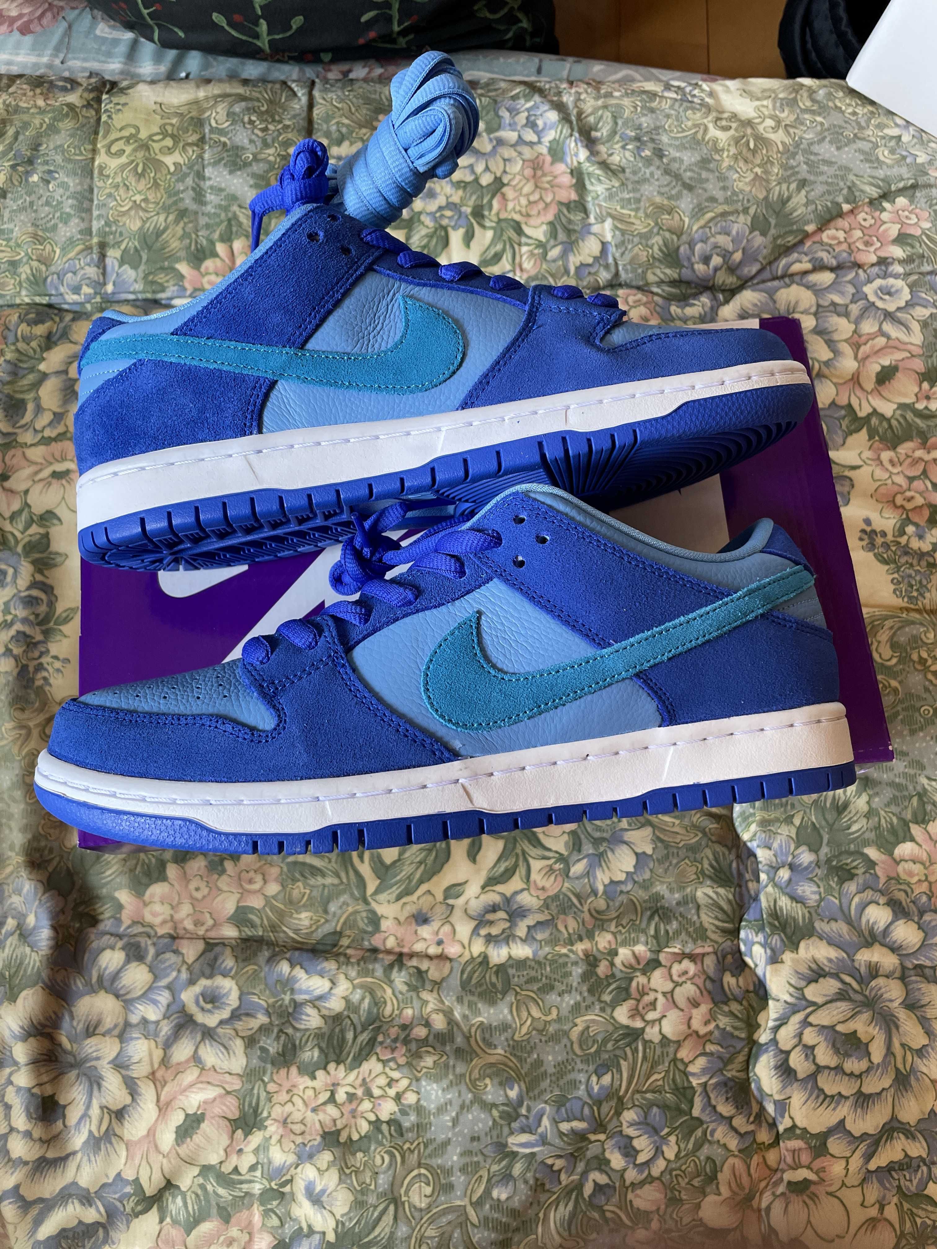 Nike SB Dunk Low "Blue Raspberry"