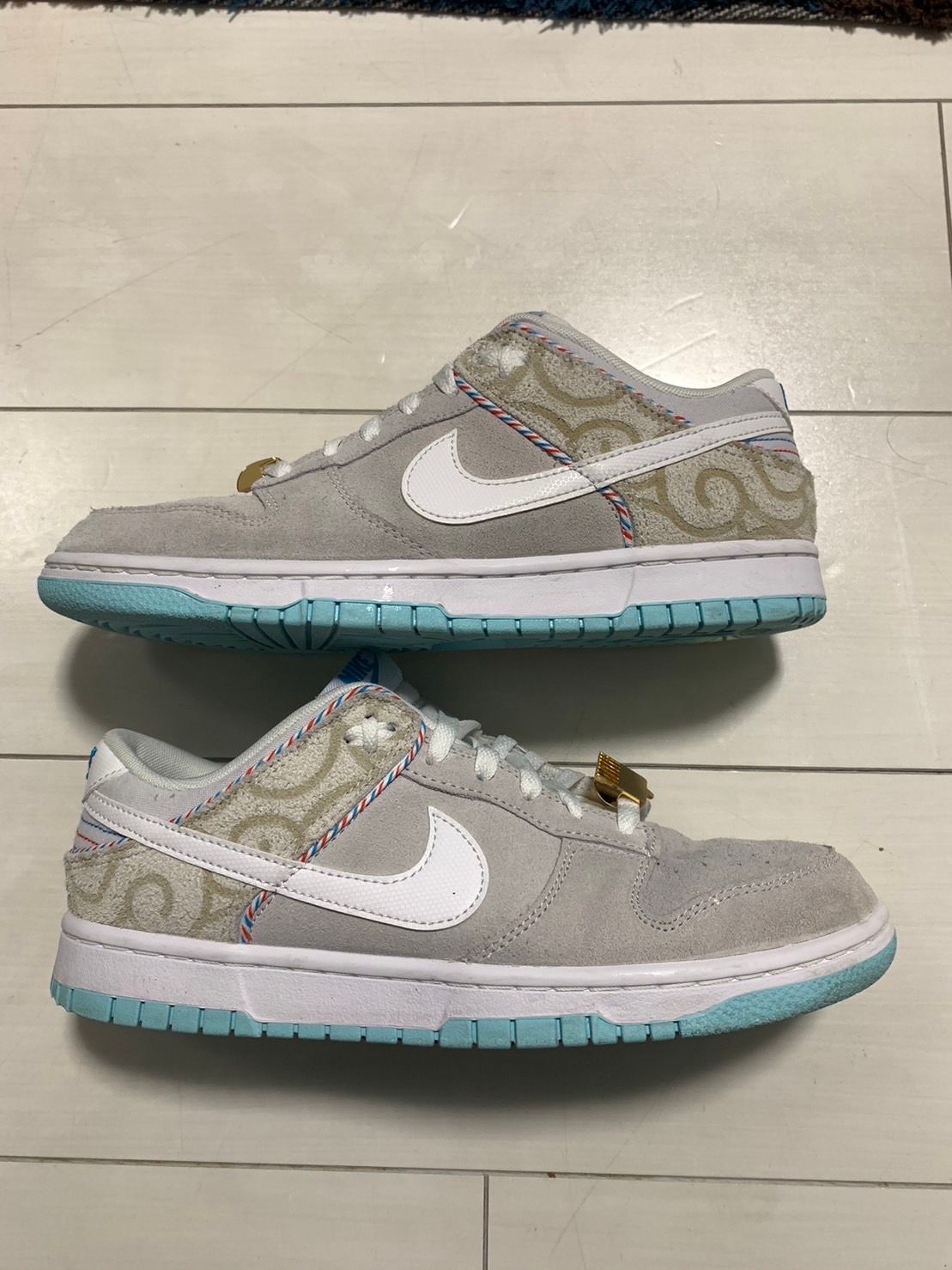 Nike Dunk Low "Barber Shop Grey"