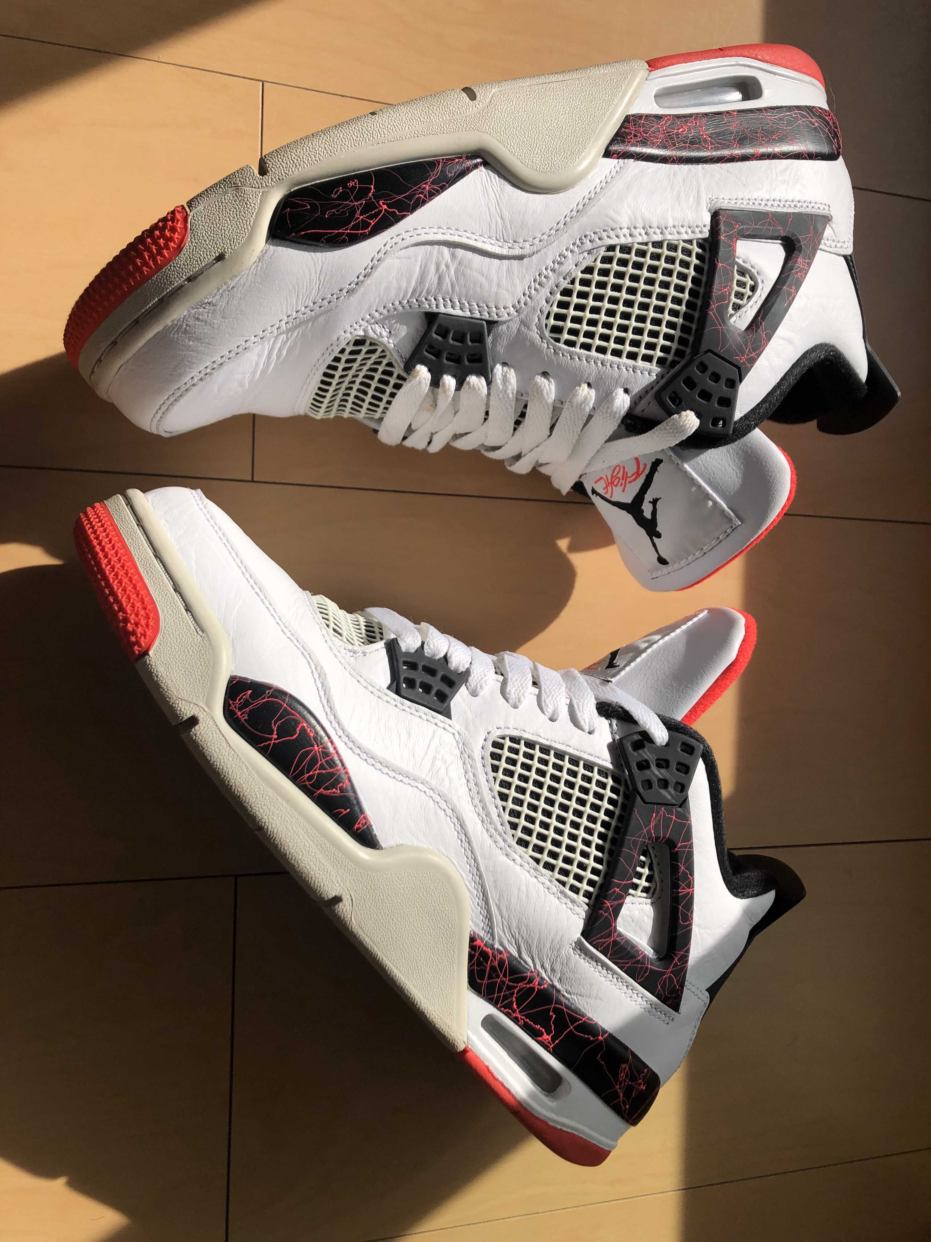 Nike Air Jordan 4 Retro "Flight Nostalgia"