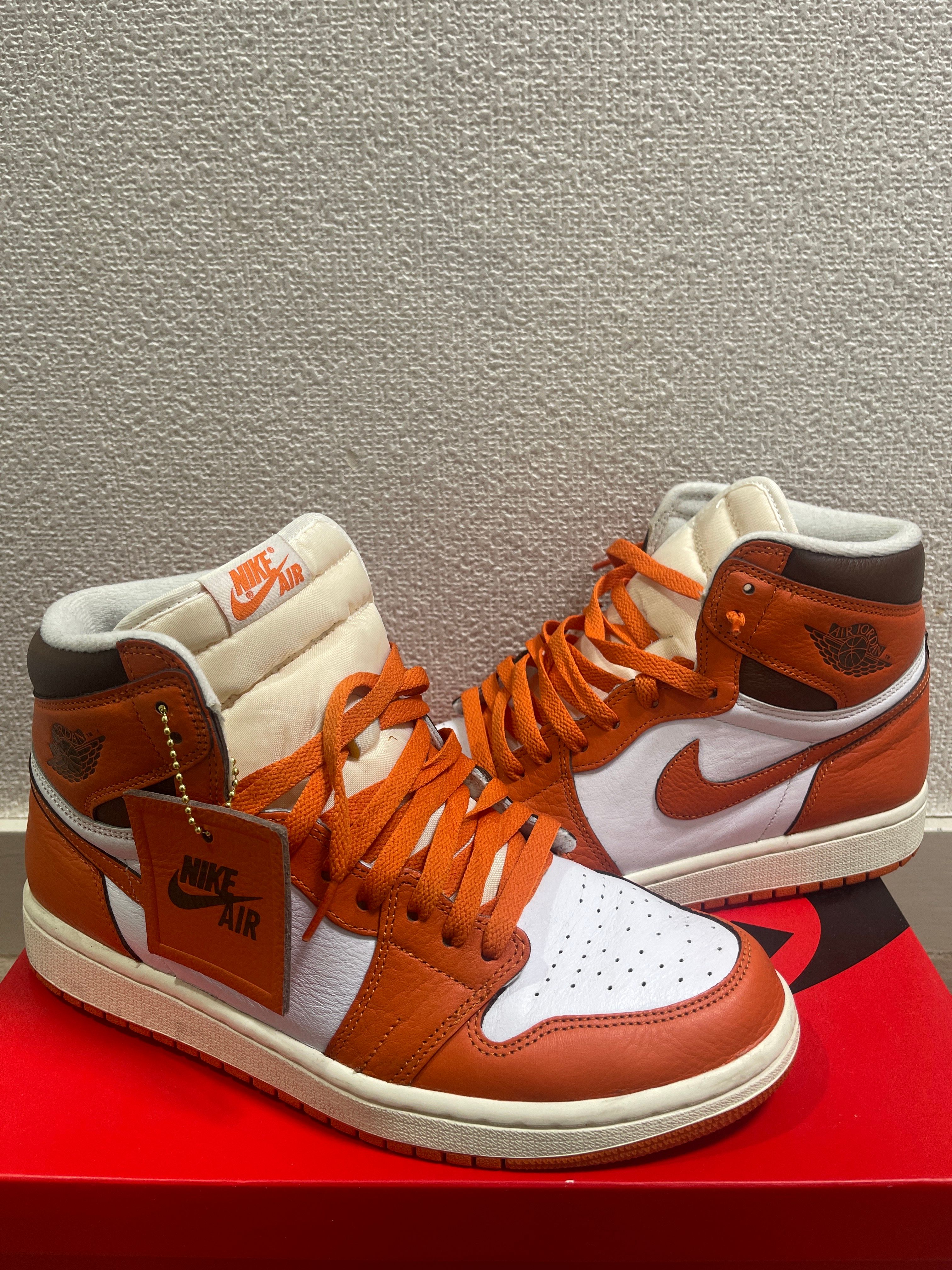 Nike Women's Air Jordan 1 High OG "Starfish"