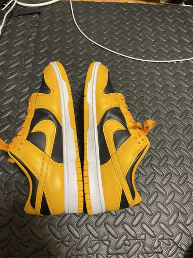 Nike Dunk Low "Championship Goldenrod"