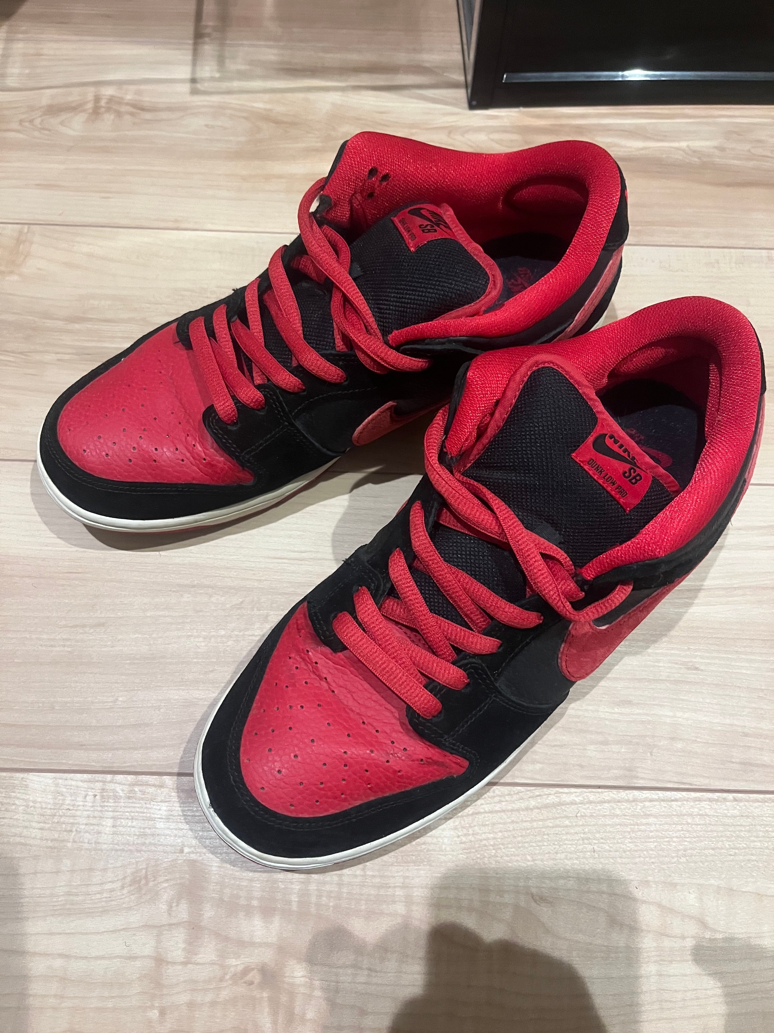 Nike SB Dunk Low Pro J-Pack "Black/University Red"