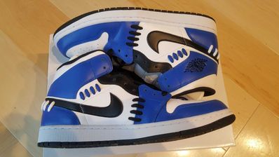 Nike Women's Air Jordan 1 Mid "Sister Hood"