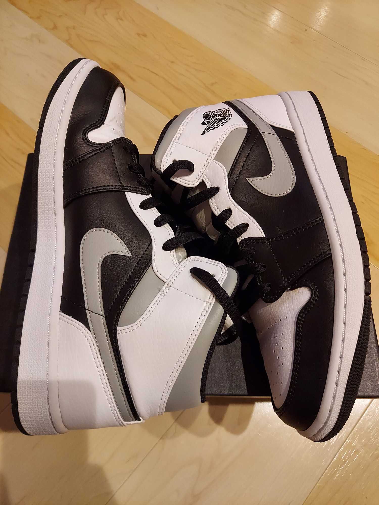 NIKE AIR JORDAN 1 MID "WHITE SHADOW"