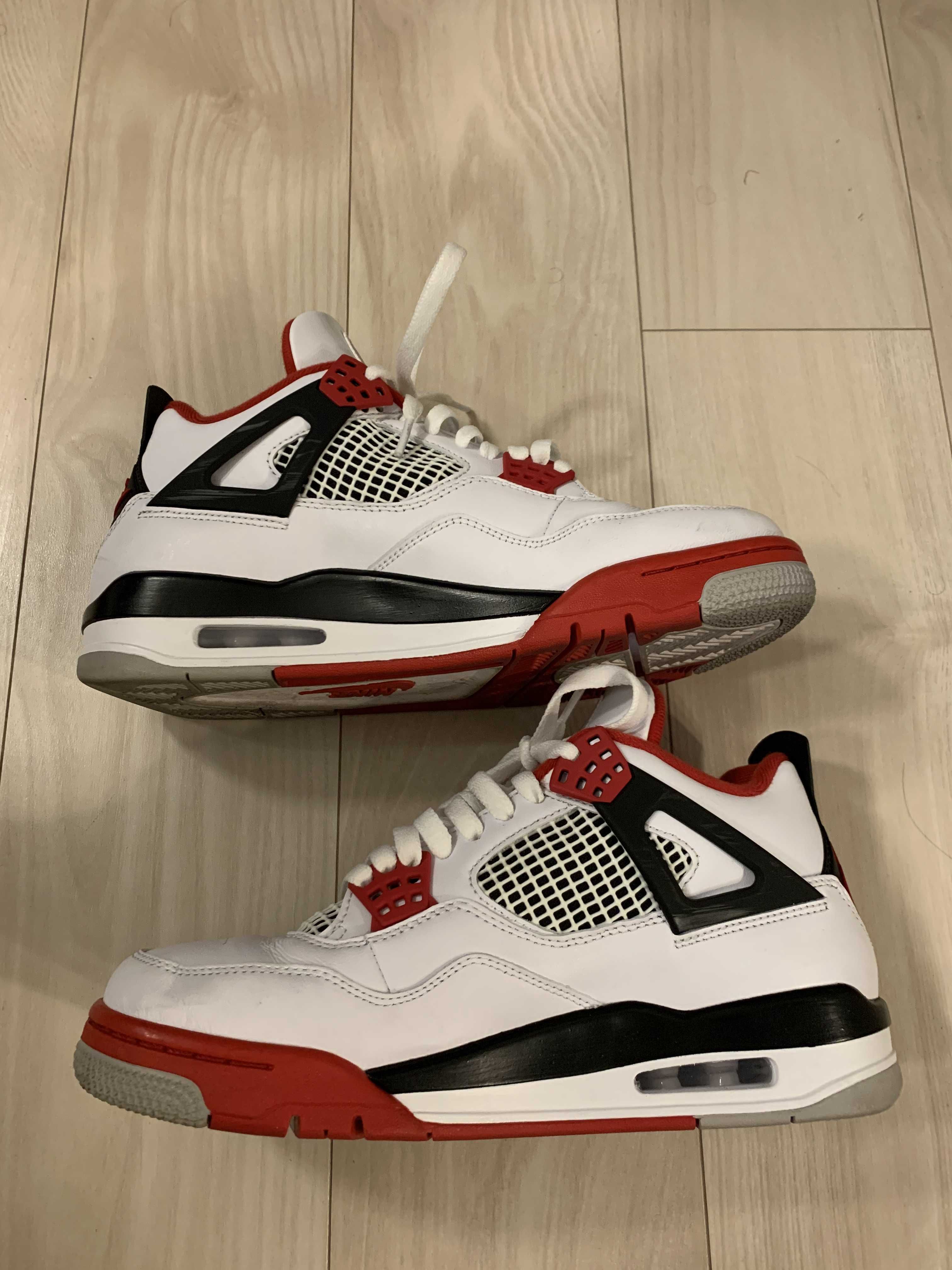 Nike Air Jordan 4 Retro OG "Fire Red" (2020)