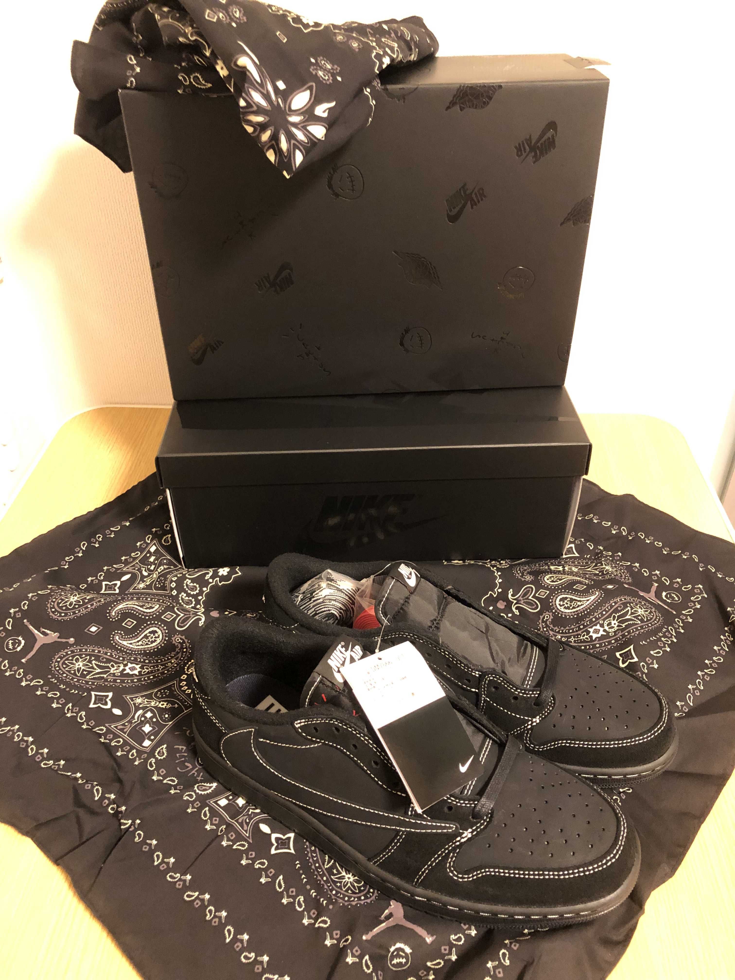 Travis Scott × Nike Air Jordan 1 Low OG SP "Black Phantom"