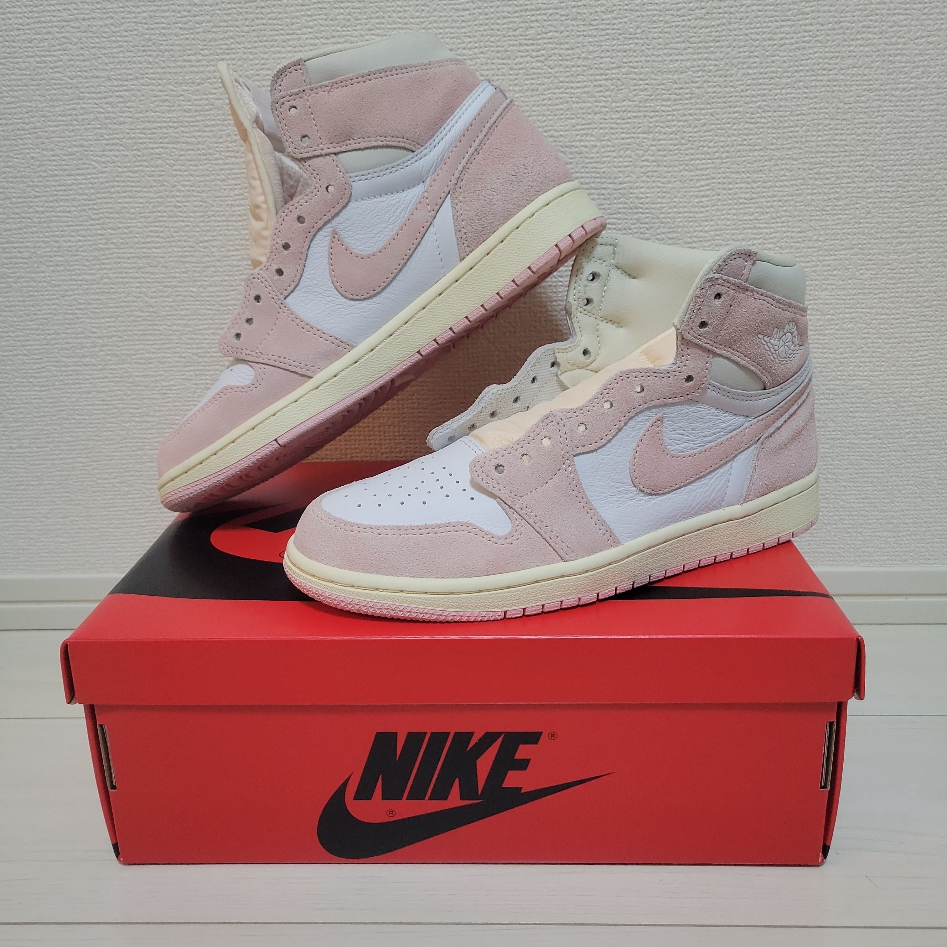 Nike Women's Air Jordan 1 Retro High OG "Washed Pink"