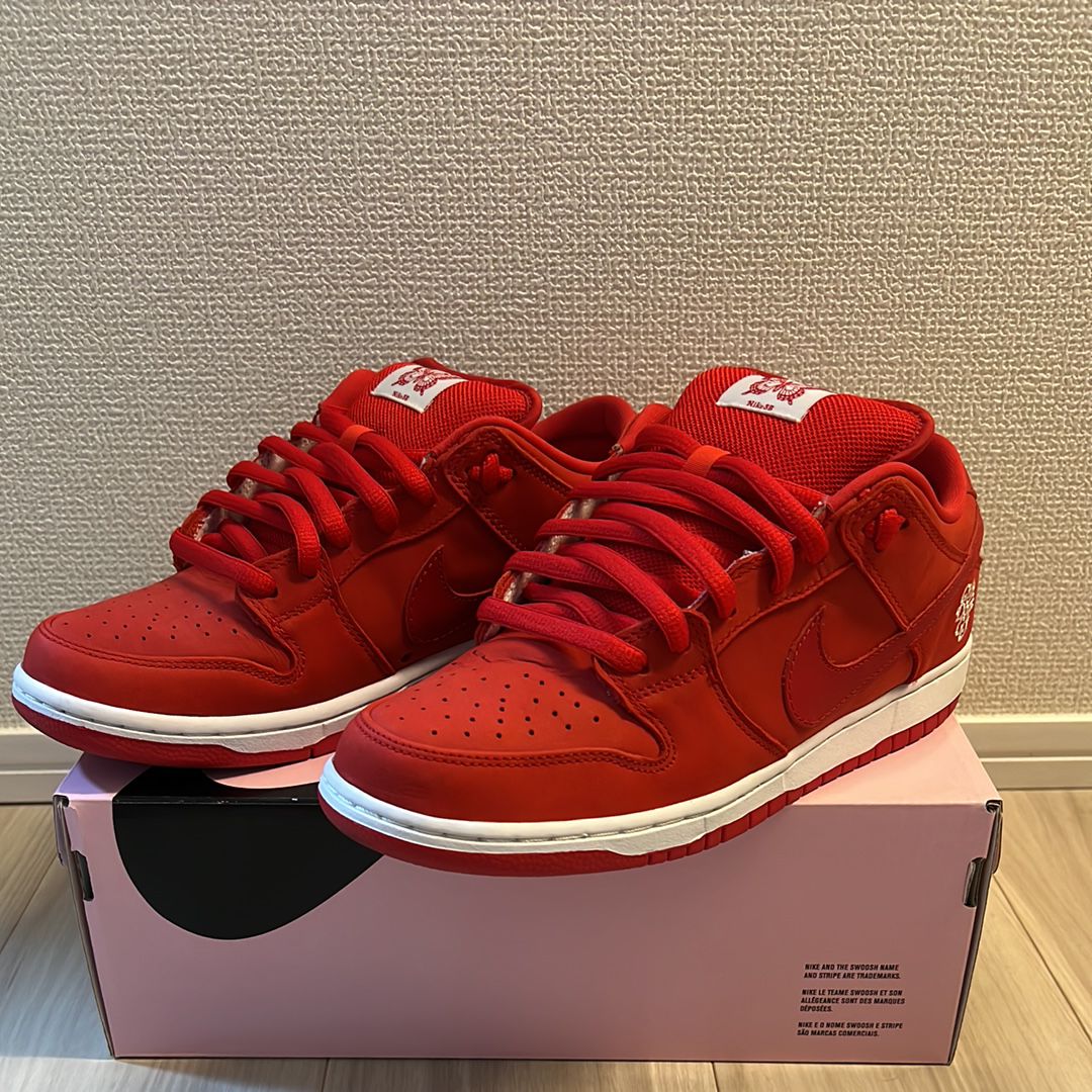 Girls Don't Cry × Nike SB Dunk Low Pro QS "Red" / VERDY