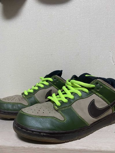Nike SB Dunk Low "Jedi"