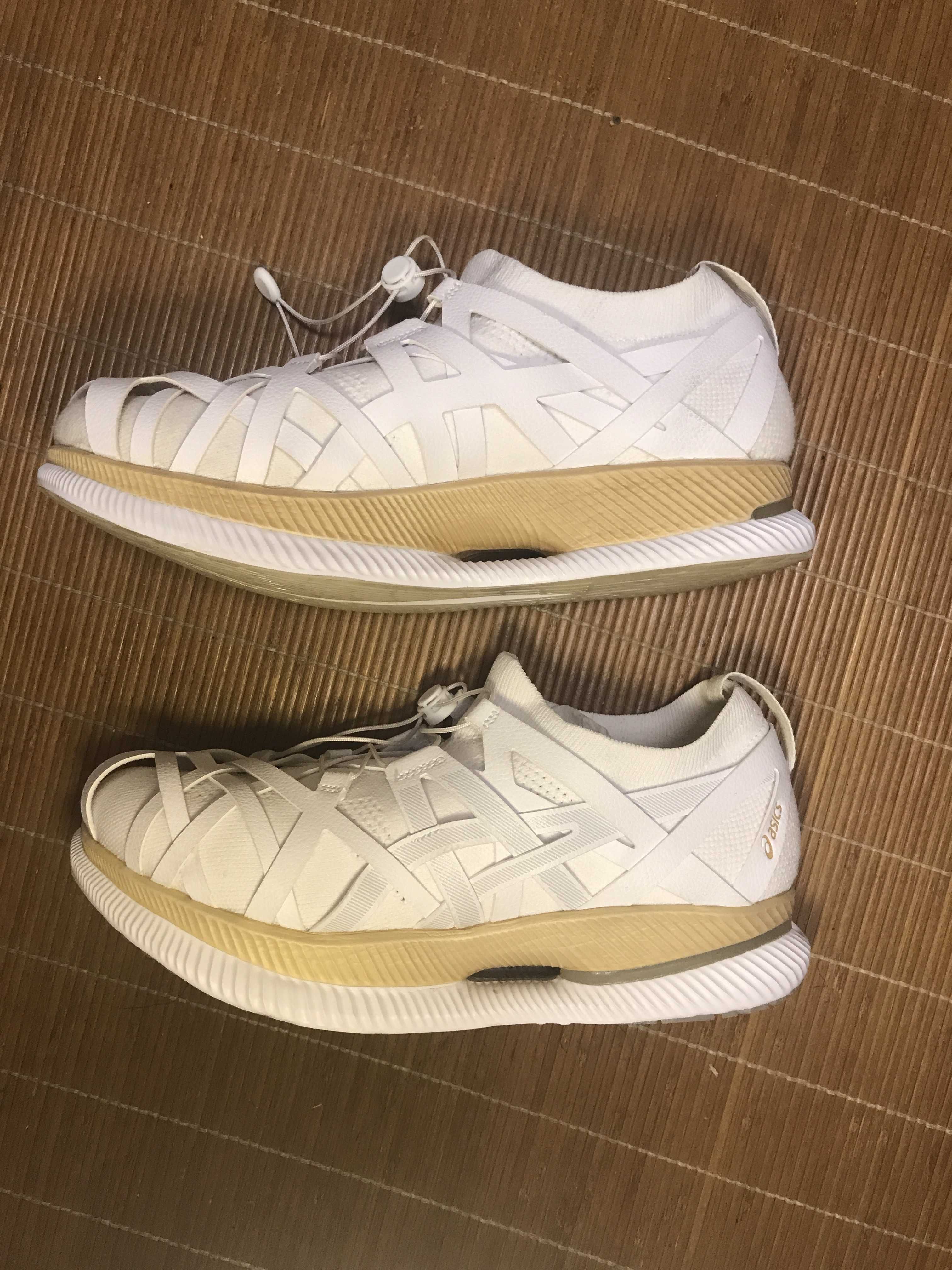 Kuma Kengo × Asics Metaride Amu "White"