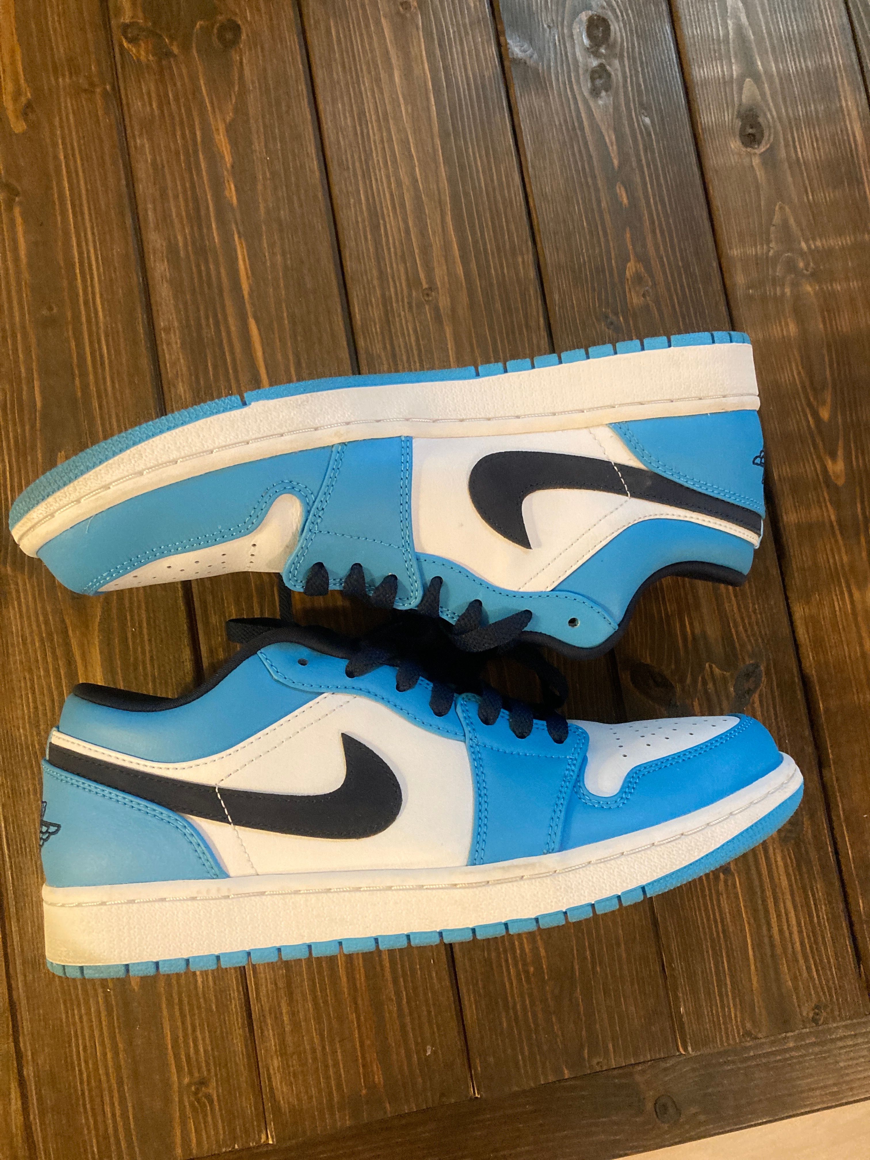 Nike Air Jordan 1 Low "University Blue"