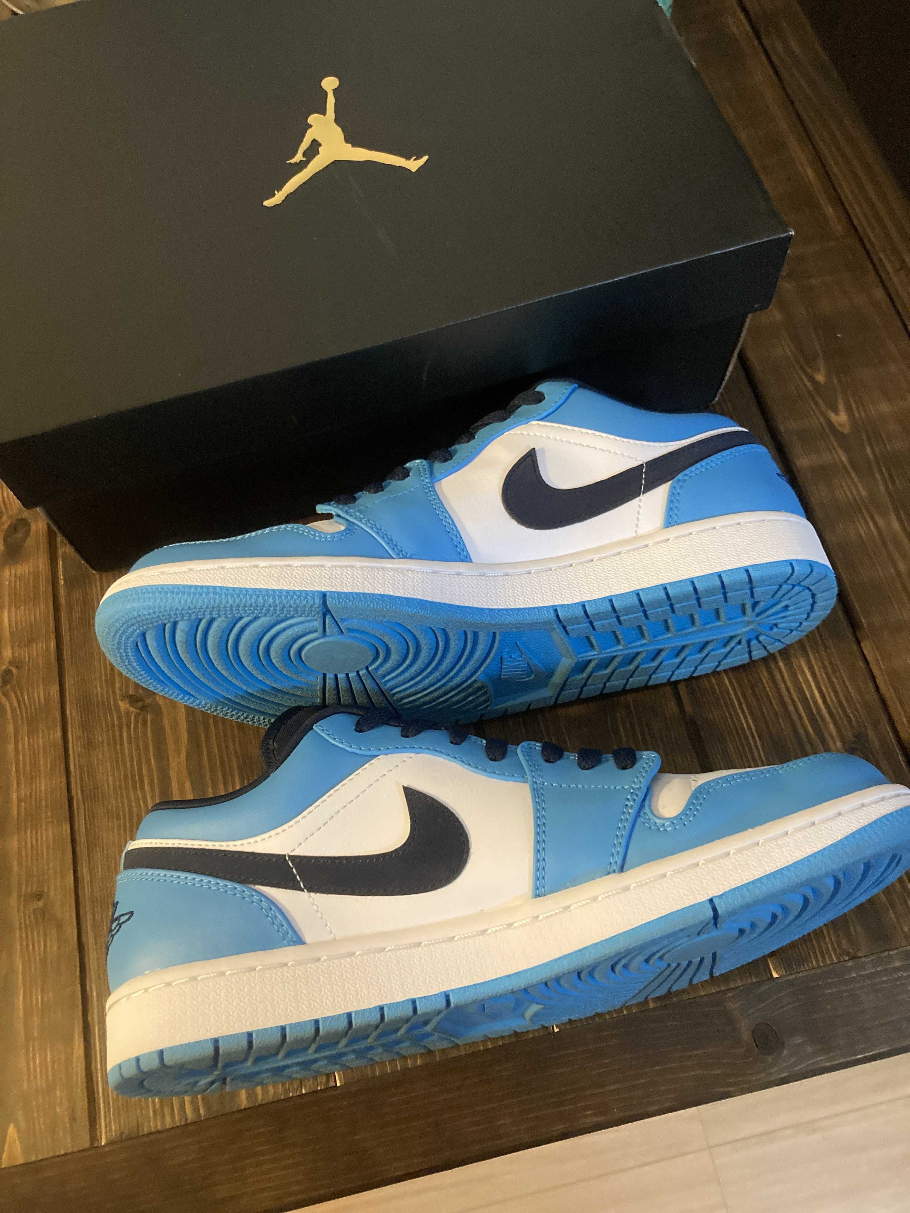 Nike Air Jordan 1 Low "University Blue"   