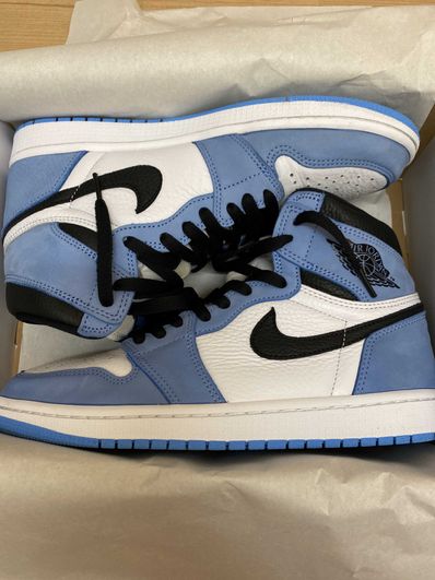 Nike Air Jordan 1 High OG "University Blue"