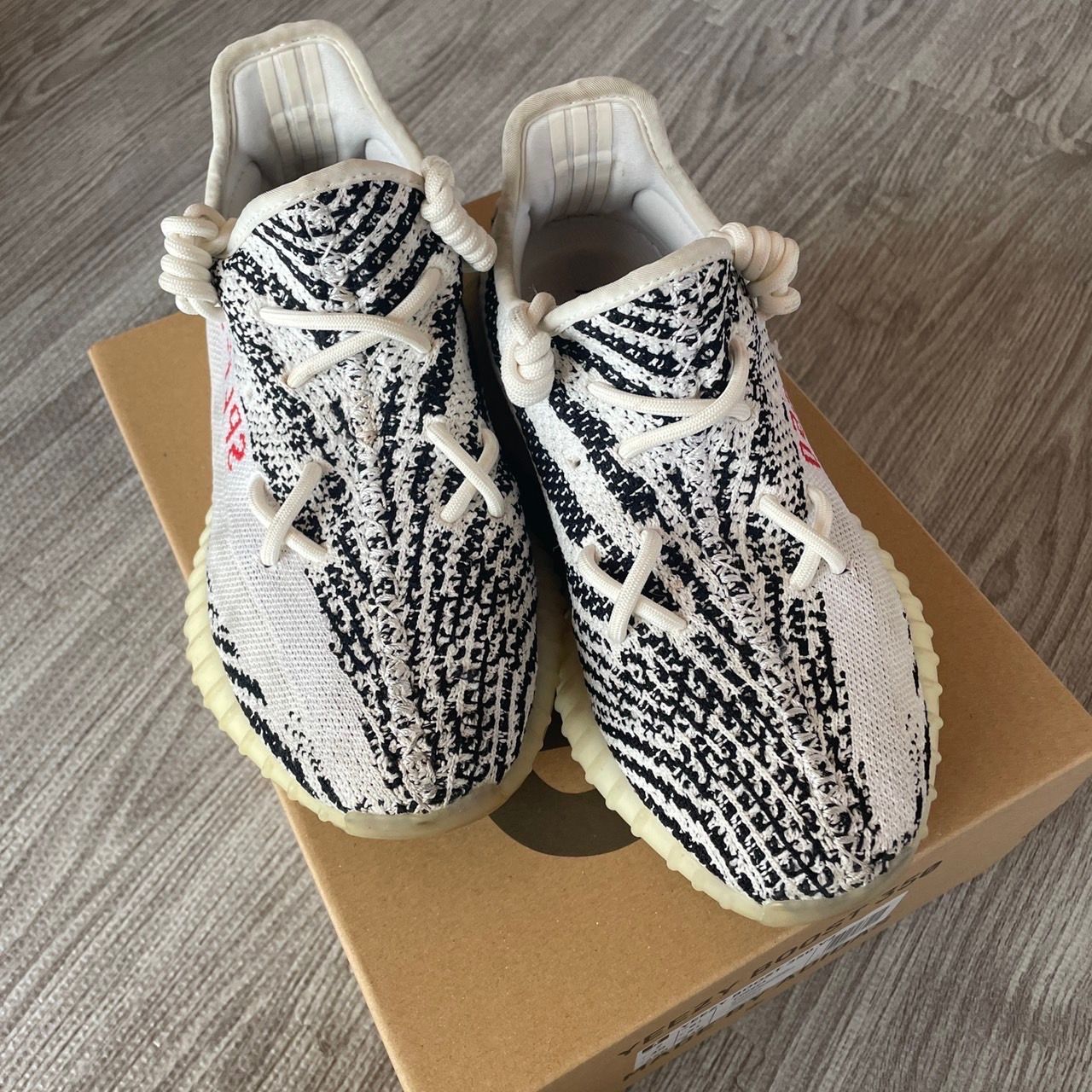 adidas YEEZY Boost 350 V2 "Zebra"