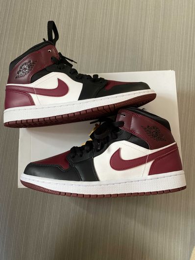 NIKE Women's AIR JORDAN 1 MID "DARK BEETROOT"