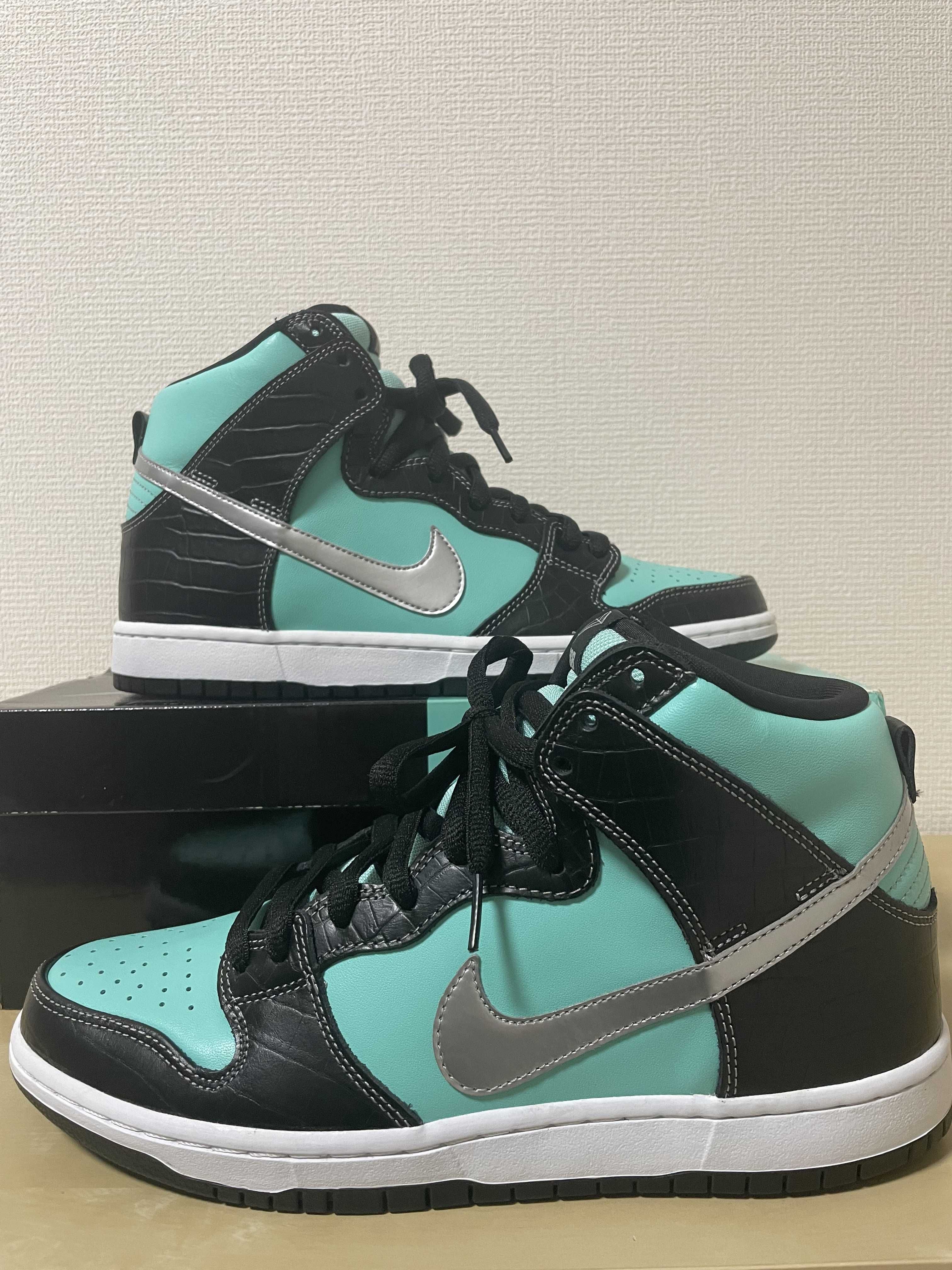 Diamond Supply × Nike SB Dunk High "Tiffany"