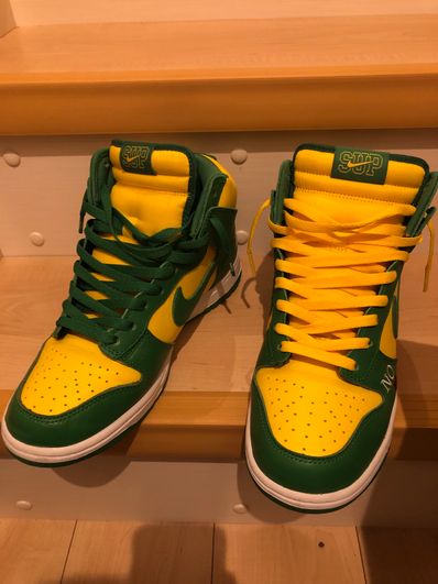 Supreme × Nike SB Dunk High By Any Means "Brazil"