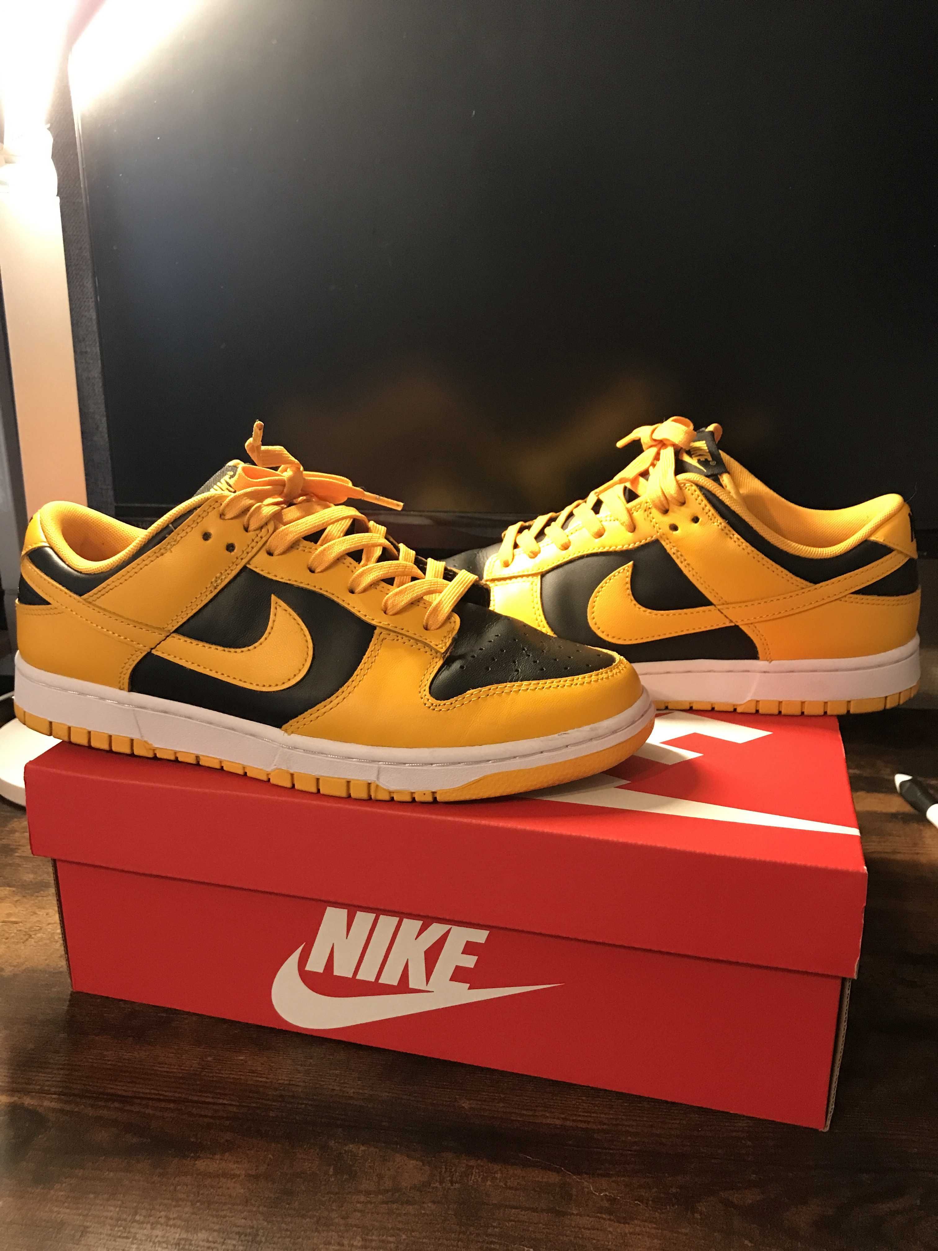 Nike Dunk Low "Championship Goldenrod"