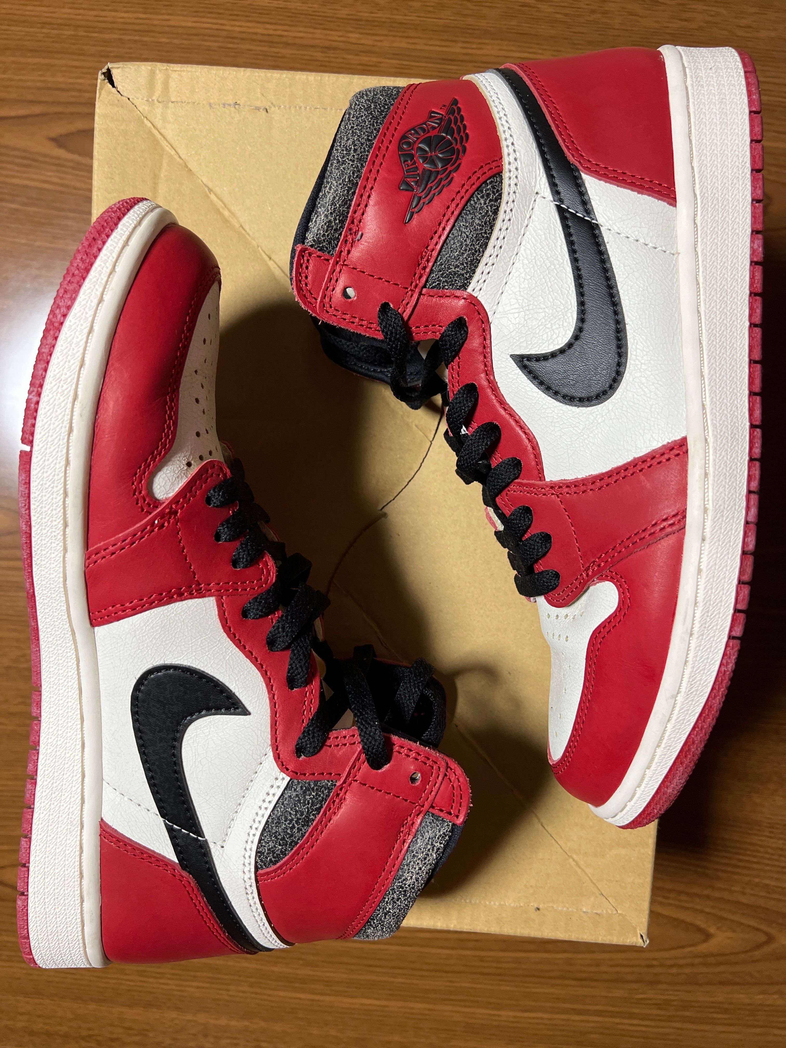 Nike Air Jordan 1 High OG "Lost & Found/Chicago"
