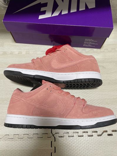 Nike SB Dunk Low "Pink Pig"