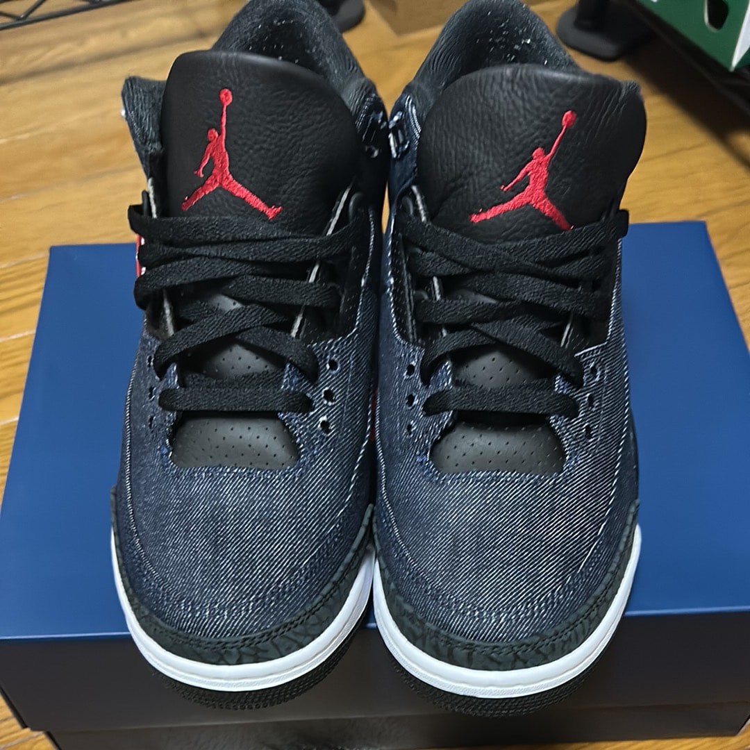 Levi’s × Nike Air Jordan 3 Retro SP "Indigo and Gym Red" (LEVI'S Tab)