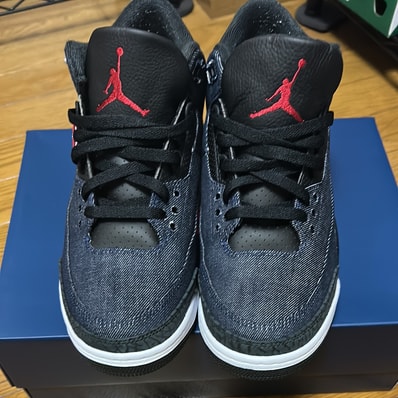 Levi’s × Nike Air Jordan 3 Retro SP "Indigo and Gym Red" (LEVI'S Tab)