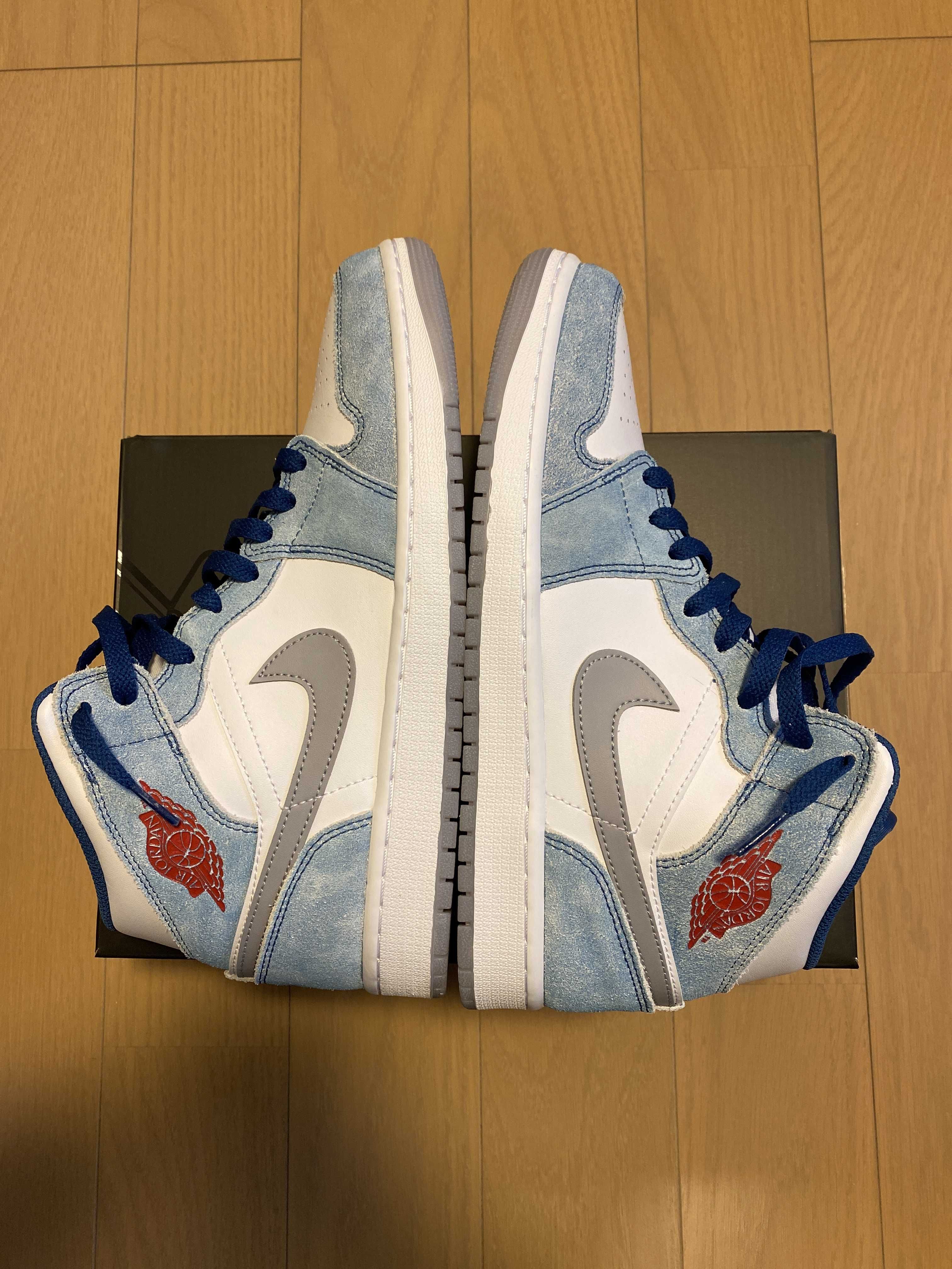 Nike Air Jordan 1 Mid SE "White/Hyper Royal/Red"