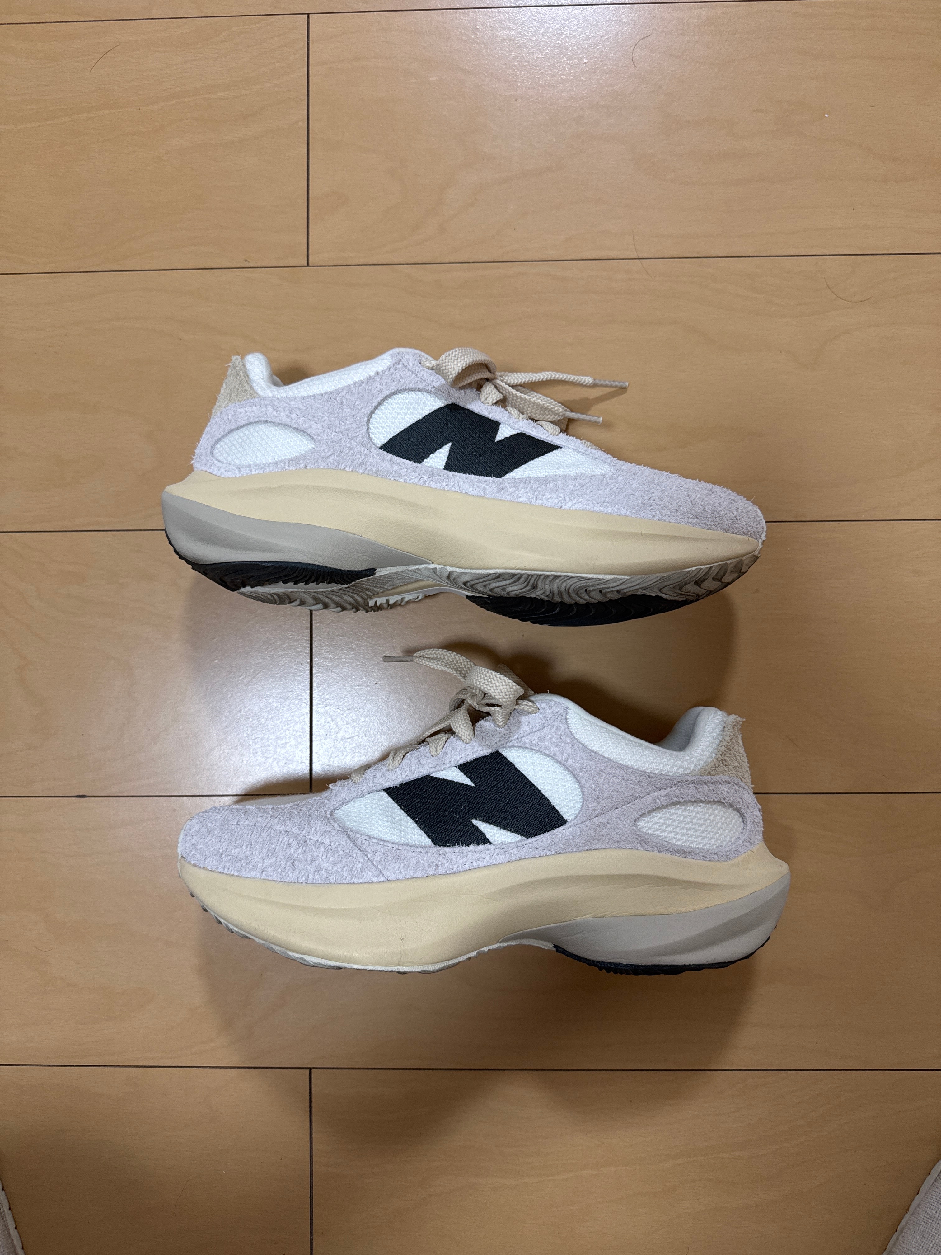 ニューバランス ワープドランナー "シーソルト"