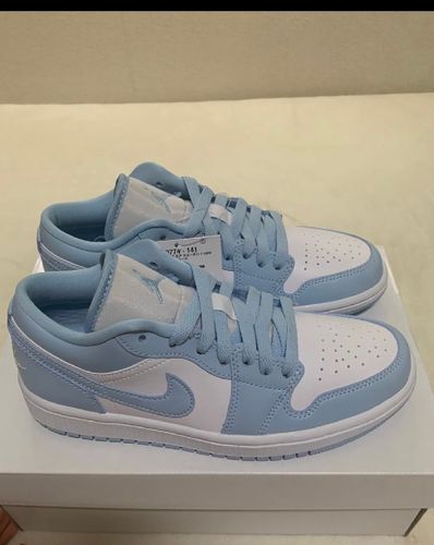 Nike Women's Air Jordan 1 Low "Aluminum"