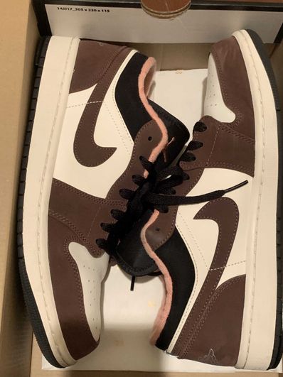 Nike Air Jordan 1 Low SE "Light Chocolate" / "Mocha Brown"