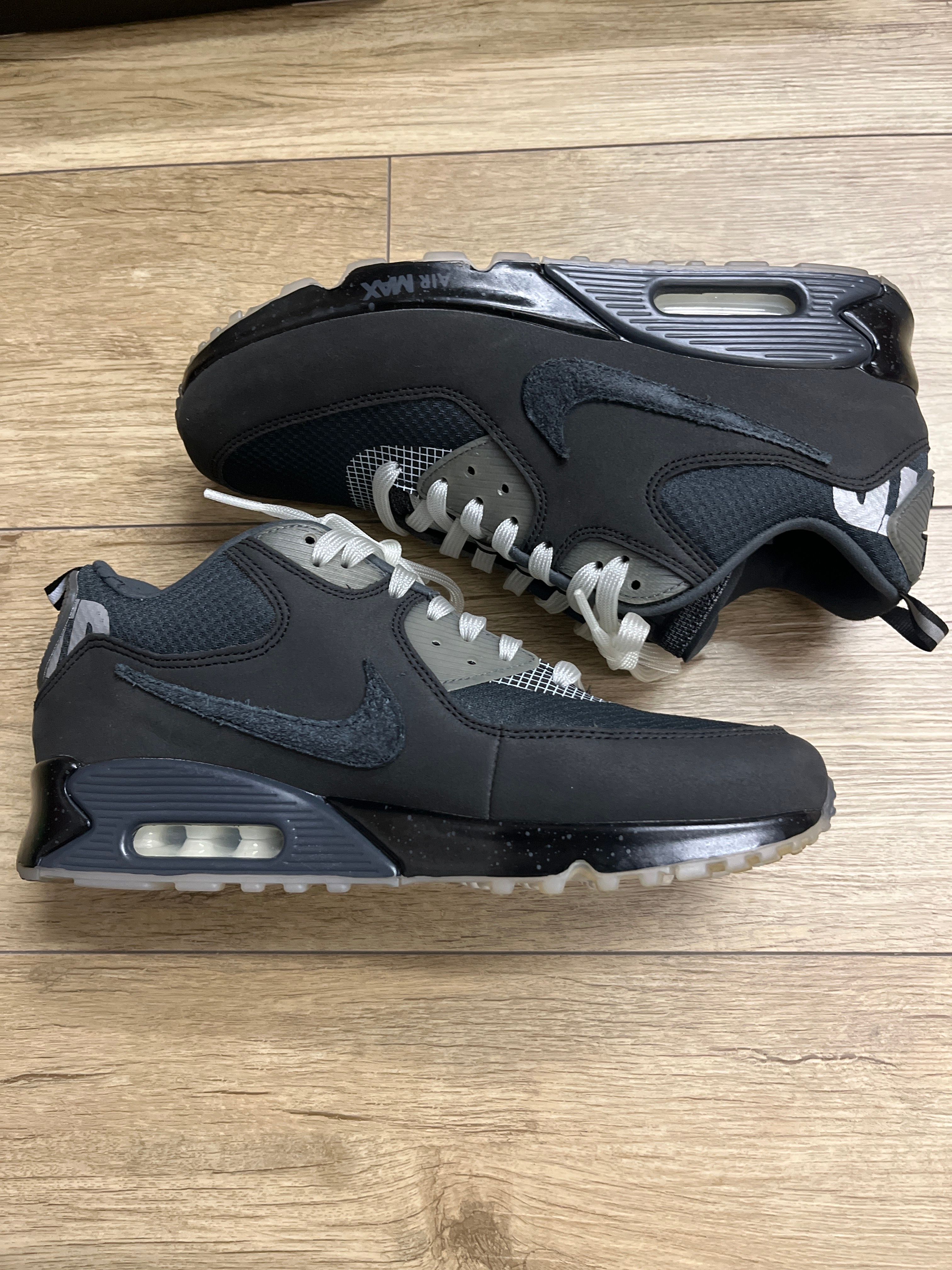 UNDEFEATED × Nike Air Max 90 "Black/Rush Pink"