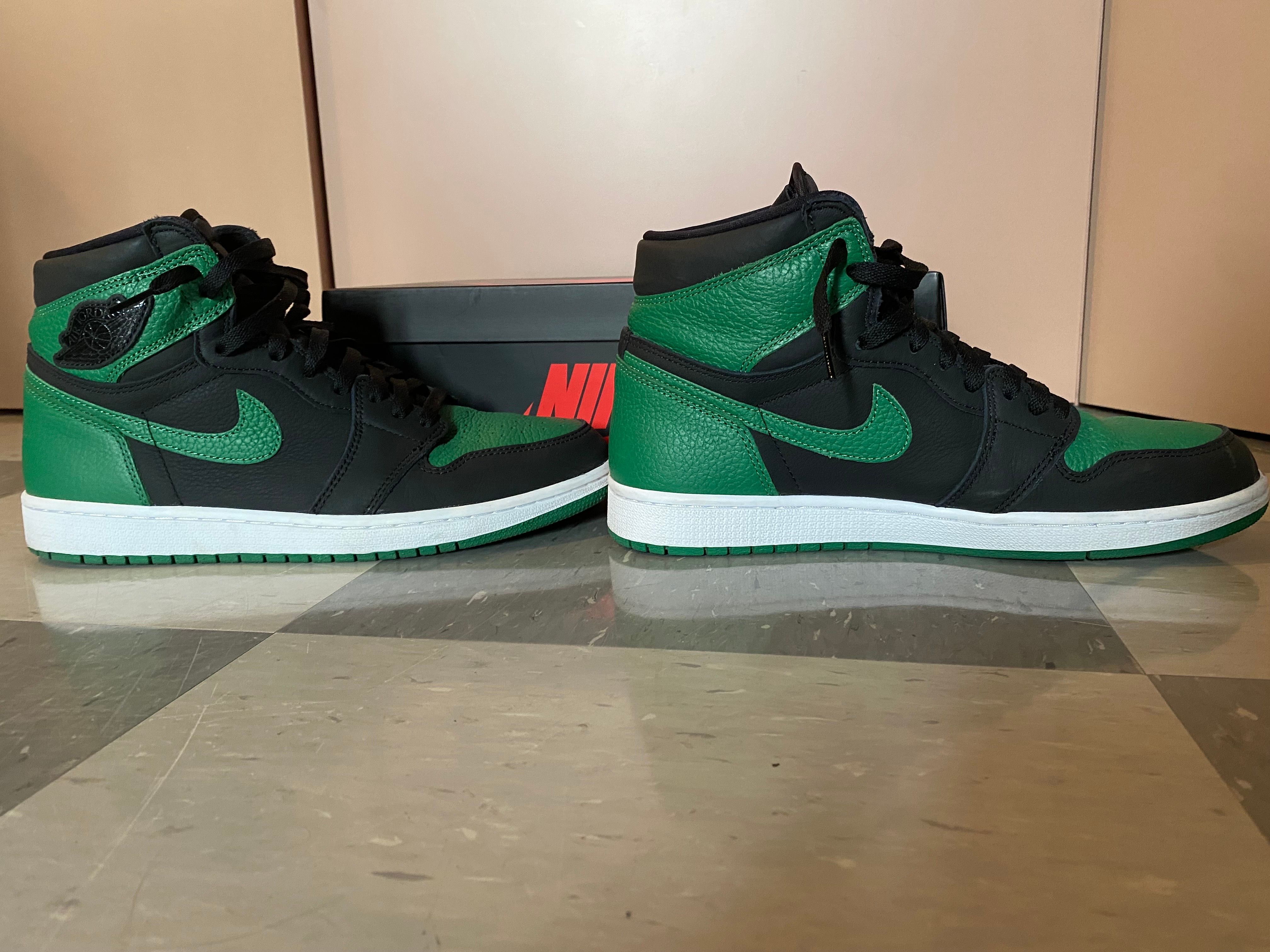 Nike Air Jordan 1 Retro High OG "Black/Pine Green" (2020)      