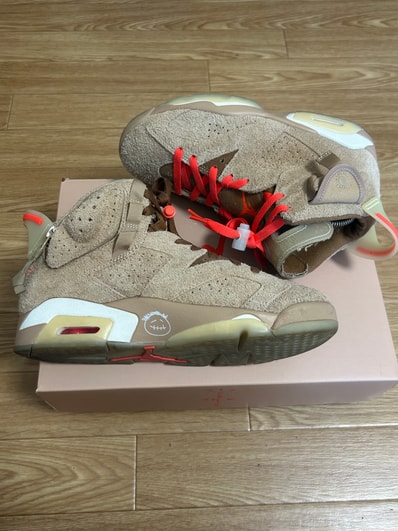 Travis Scott × Nike Air Jordan 6 "British Khaki"