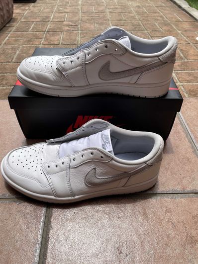 Nike Air Jordan 1 Low OG "Neutral Grey"