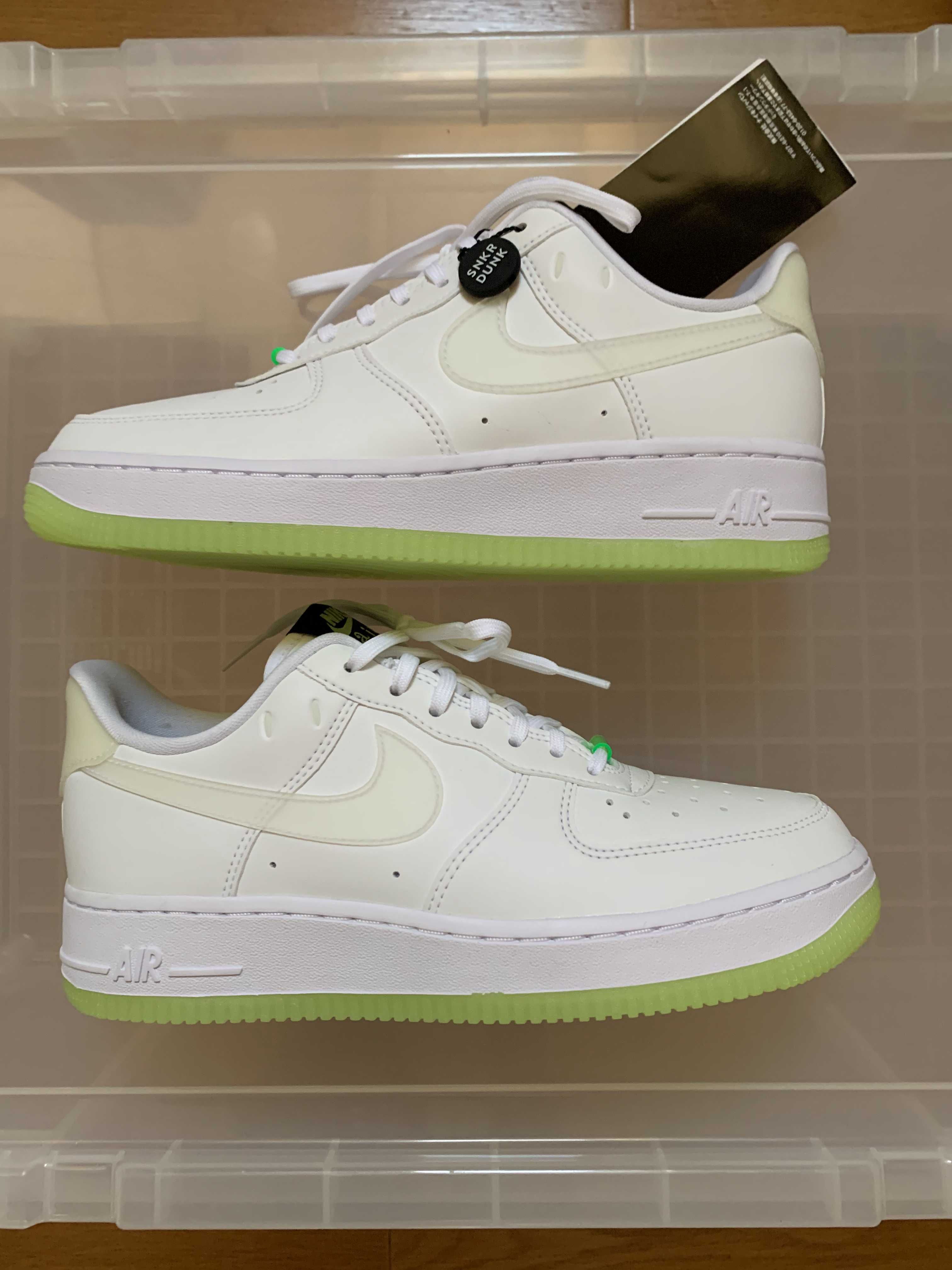 Nike Women's Air Force 1 Low '07 LX "White"