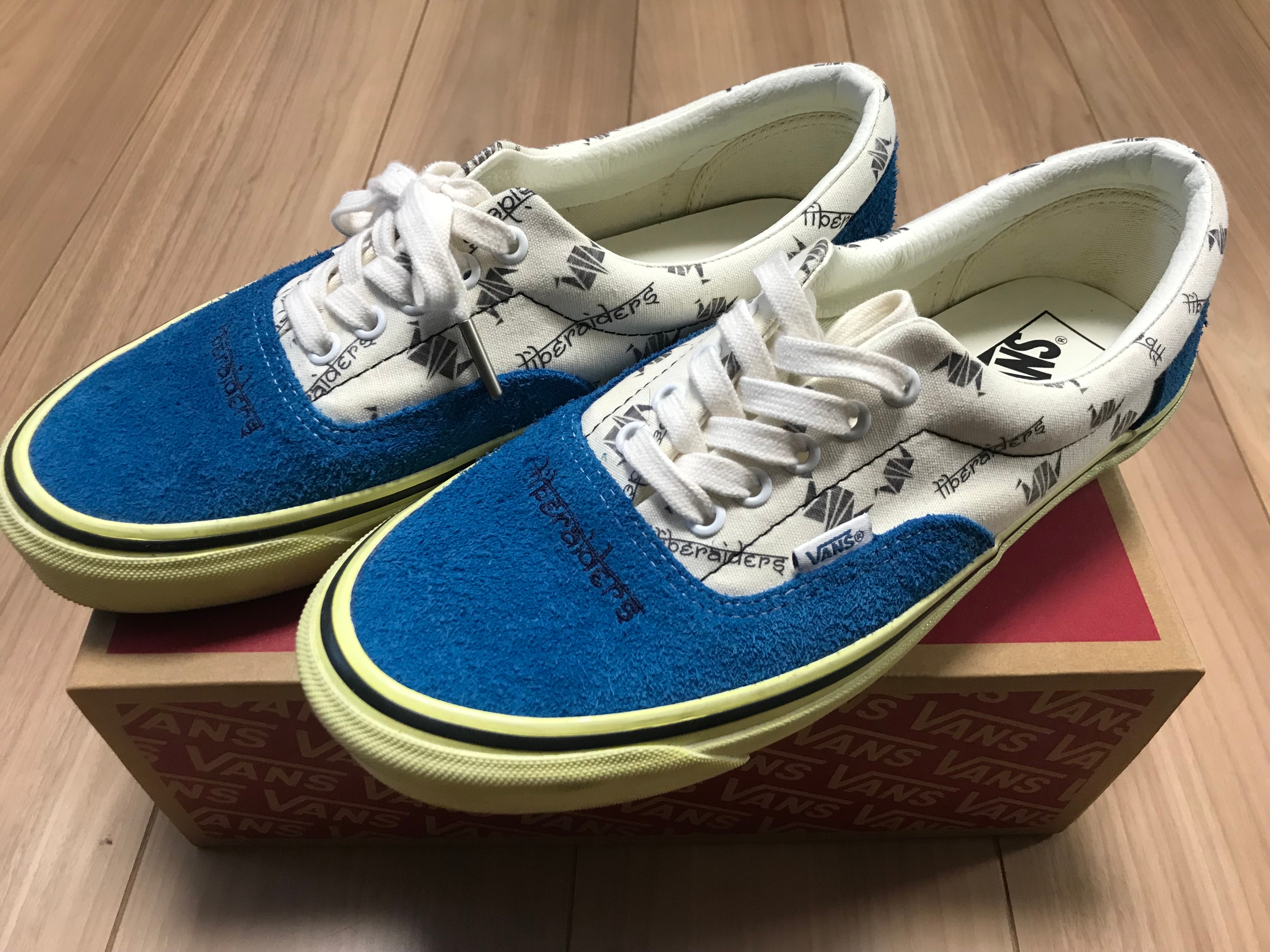 リベレイダース × バンズ エラ95 DX "ホワイト"